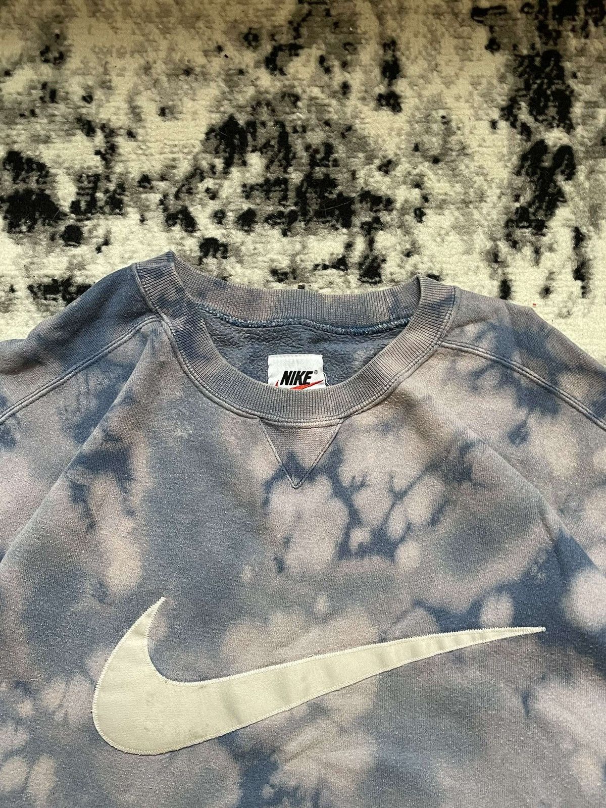 Nike × Vintage Nike Vintage Tie Die Big Center Logo Sweater 80s Bagy Fit Size US XL / EU 56 / 4 - 5 Thumbnail
