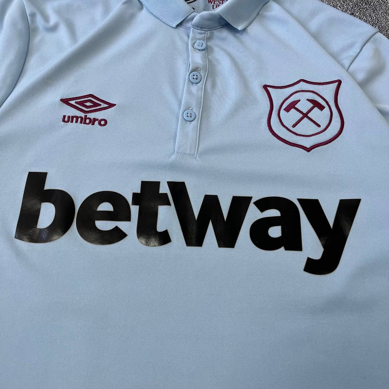 Umbro West Ham United Football T-Shirtt 2017/2018 3 Trikot Size M Size US M / EU 48-50 / 2 - 11 Thumbnail