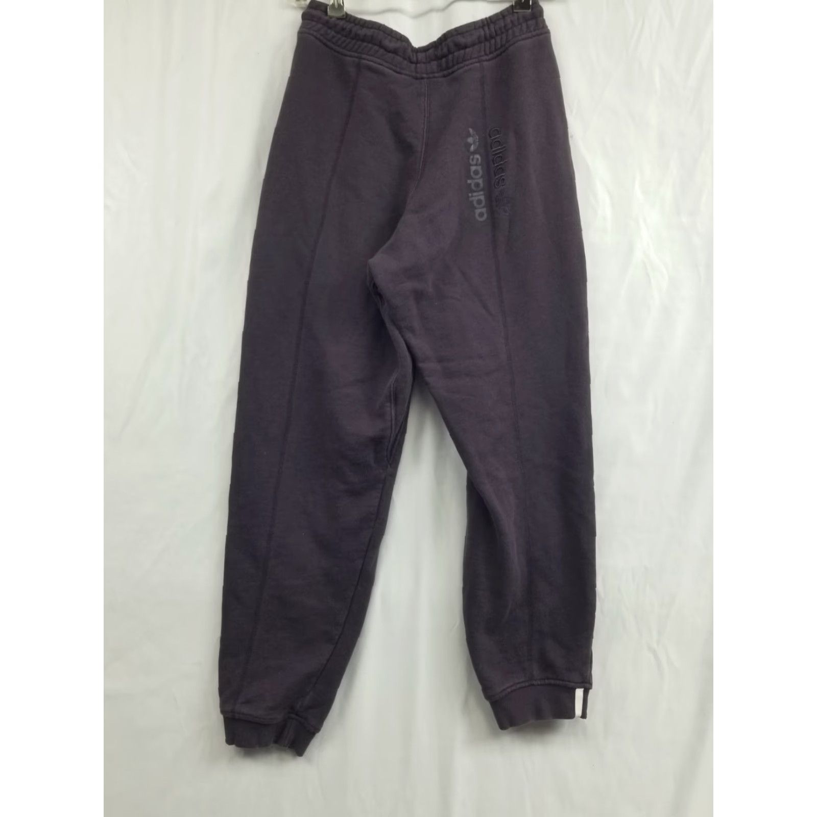 Adidas Adidas Spellout Jogger Sweat Pants Purple Women's S Activewear Pants Tapered Pockets Fall Winter Spring Summer Size 28" / US 6 / IT 42 - 2 Thumbnail