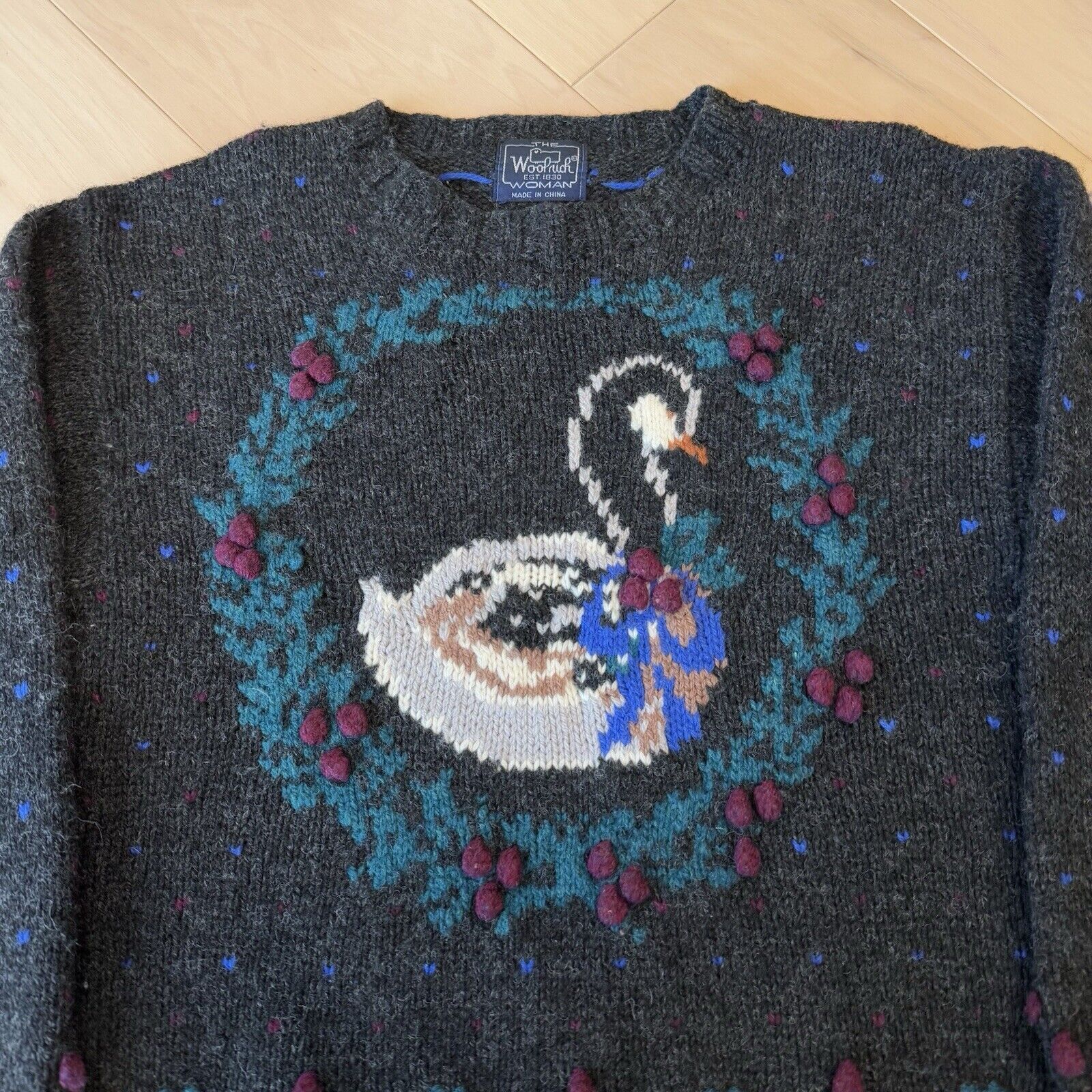 Vintage × Woolrich Woolen Mills Vintage Woolrich Duck Sweater Women's L Wool Pullover Size L / US 10 / IT 46 - 3 Thumbnail