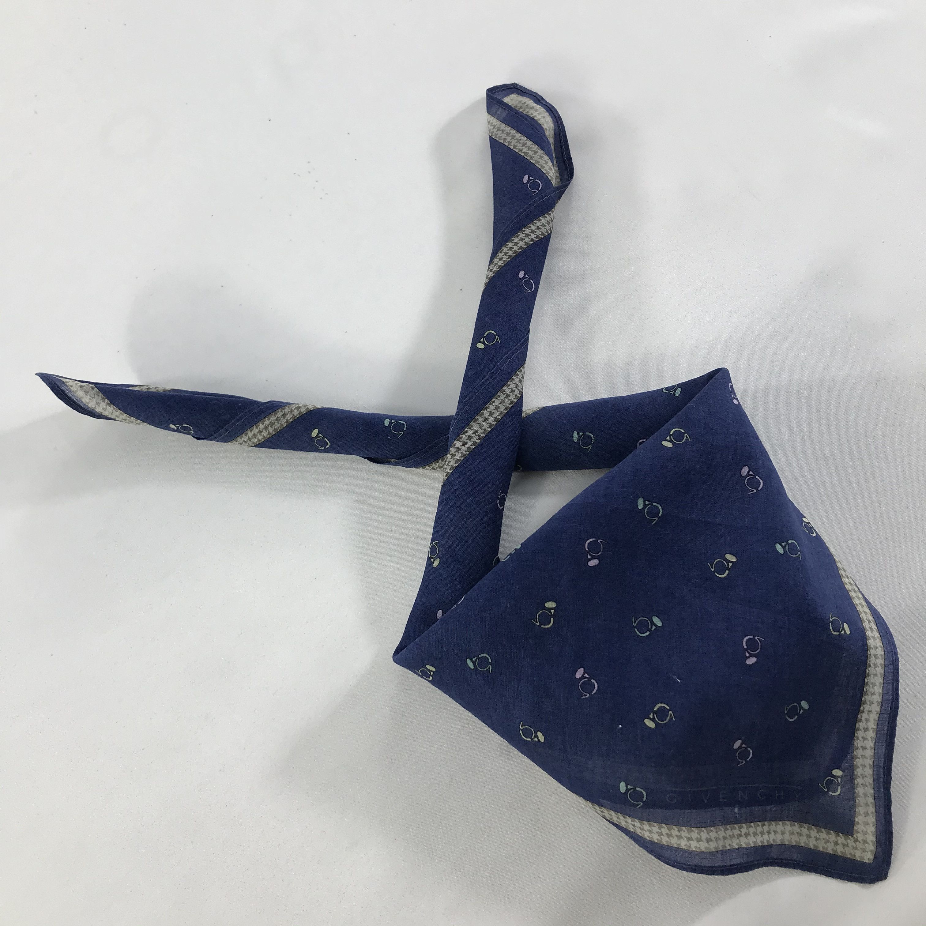 Vintage Givenchy Bandana / Handkerchief / Neckerchief - S1494 Size ONE SIZE - 4 Thumbnail