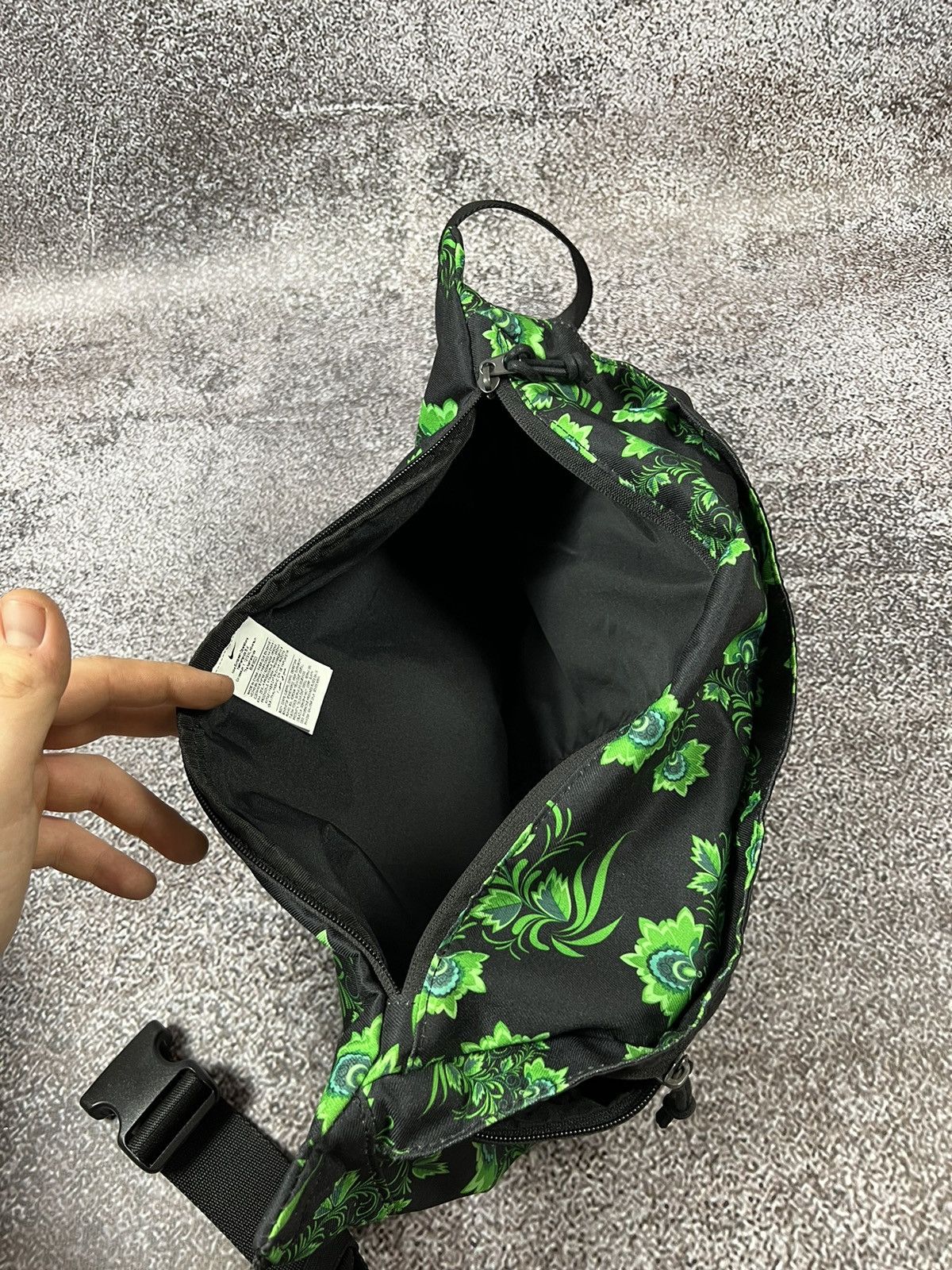 Nike Nike World Cup Nigeria Stadium Tech Hip Pack Naija sling bag Size ONE SIZE - 16 Thumbnail