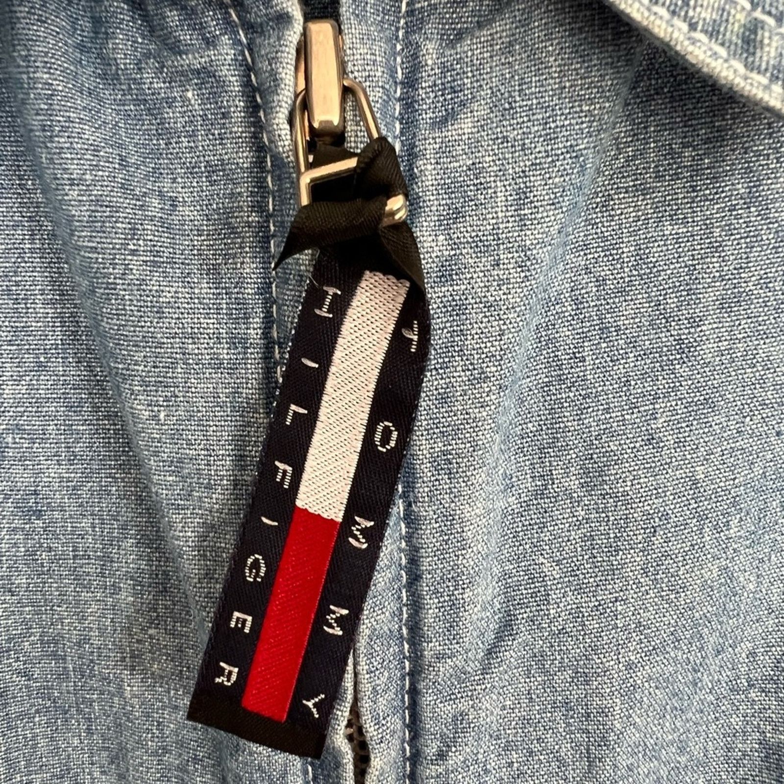 Tommy Hilfiger VTG Tommy Hilfiger Denim Full Zip Basic Vintage Style Jacket Size US L / EU 52-54 / 3 - 5 Thumbnail