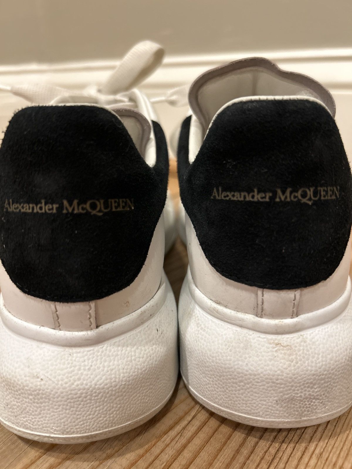 Alexander McQueen Oversized Sneaker Size US 7 / IT 37 - 9 Thumbnail
