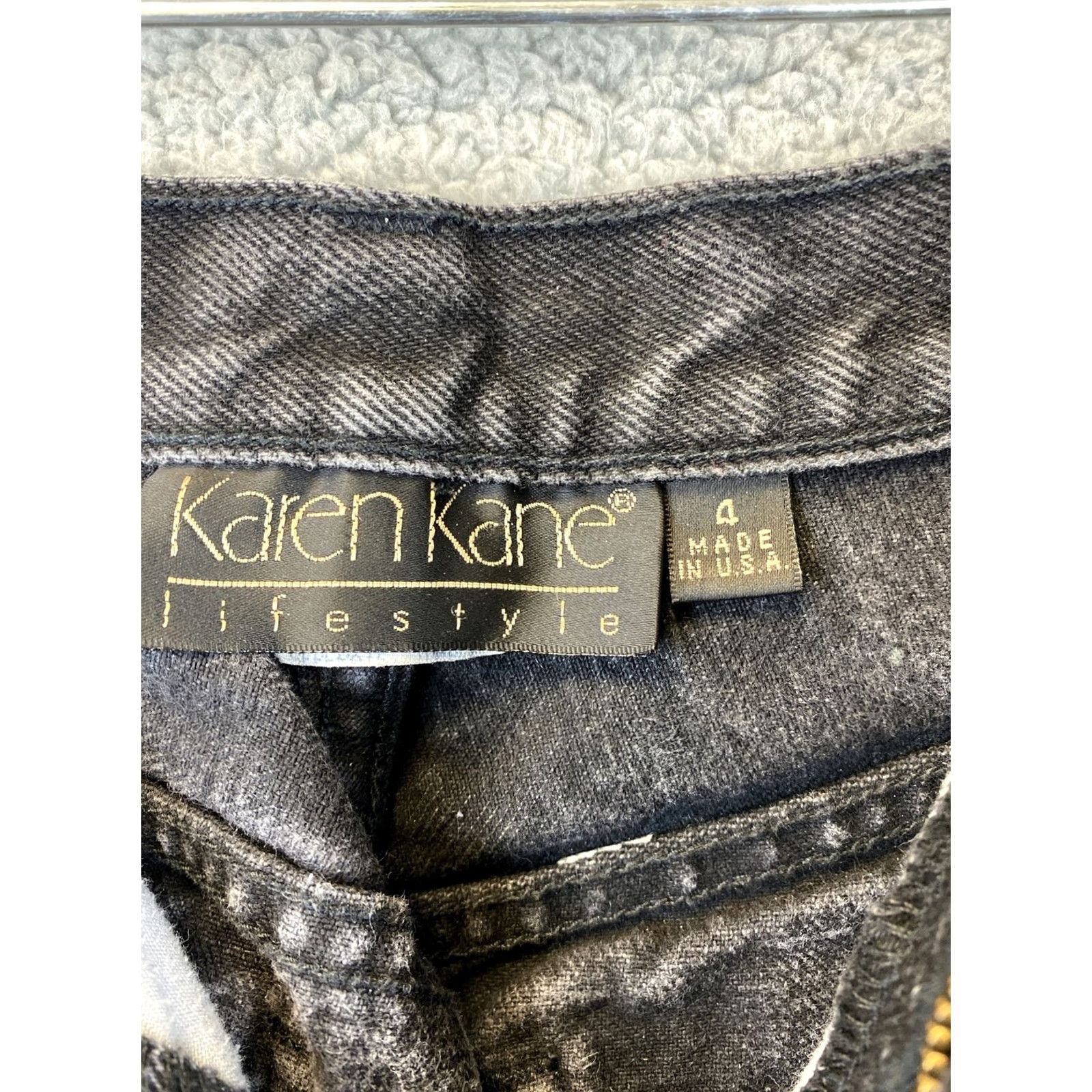 Vintage Karen Kane Jeans Women's 4 Black Straight Leg Regular / 33-46 Denim Cotton Blend Distressed? No. (keep concise) Size 27" / US 4 / IT 40 - 4 Thumbnail