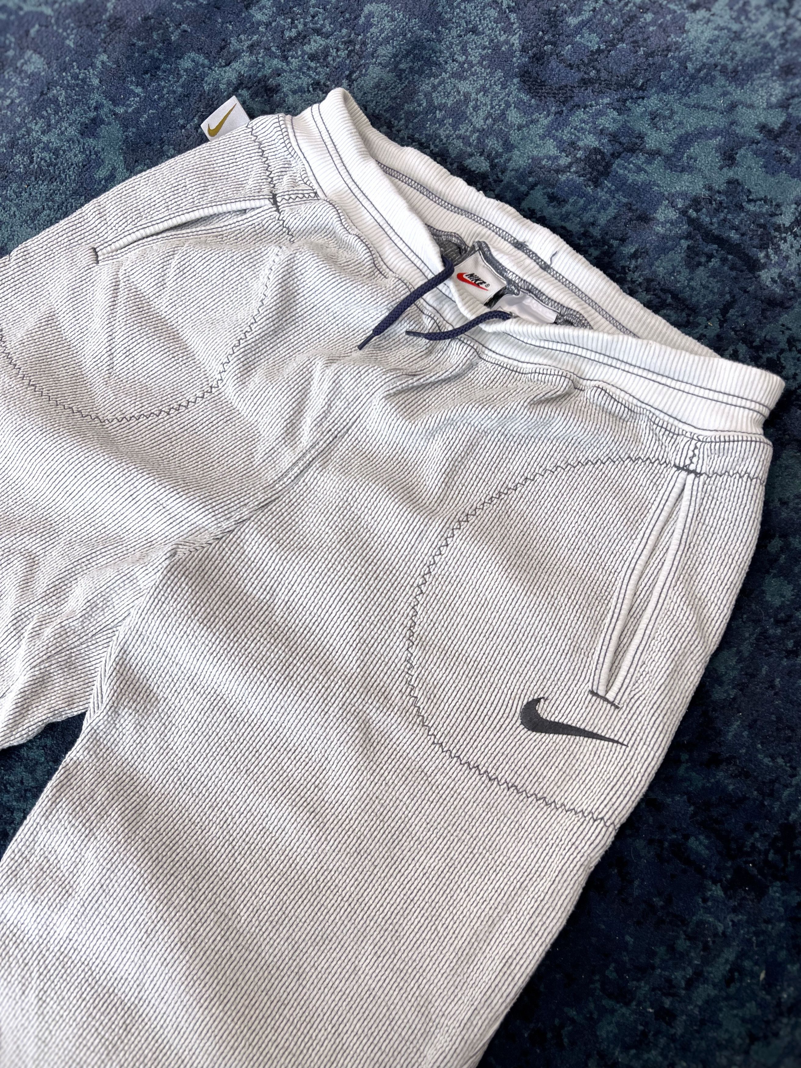 Nike Nike Vintage retro pants Size US 32 / EU 48 - 2 Thumbnail