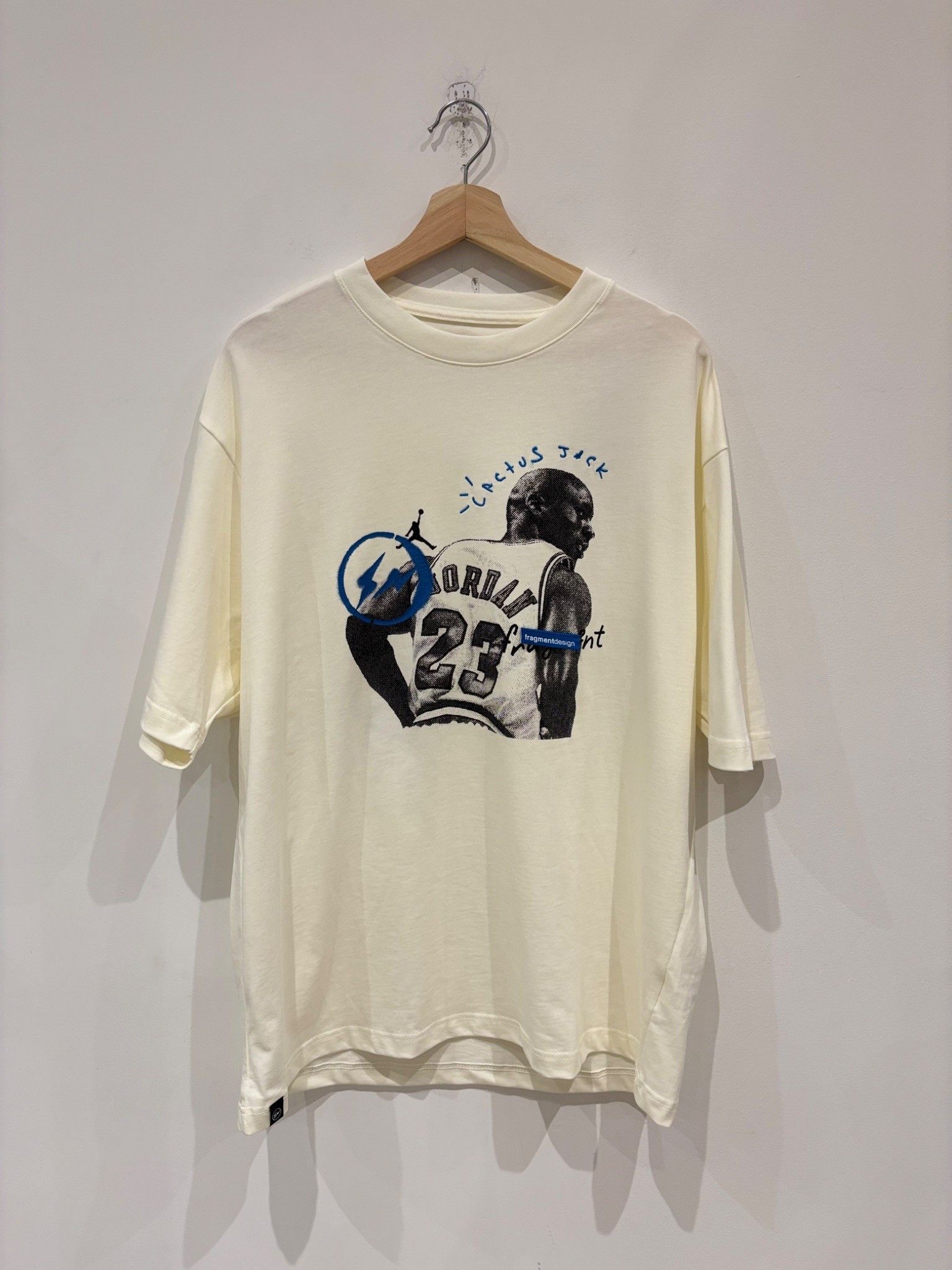 Travis Scott Travis Scott x Jordan x Fragment T-shirt White Size US L / EU 52-54 / 3 - 1 Thumbnail