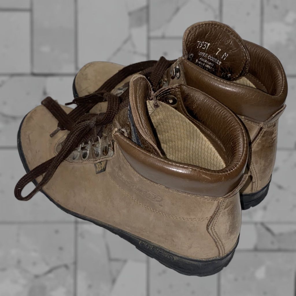 Vasque Vasque Boots Womens Brown Leather Lace Up Boots 7M Adults Women Brown Leather Lace Up Boot Size US 7 / IT 37 - 1 Thumbnail