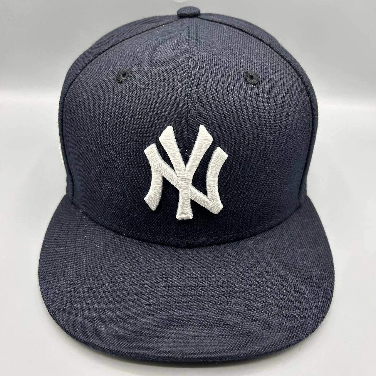 MLB × New Era 7 1/8 Atlanta Braves x New York Yankees Navy Fitted