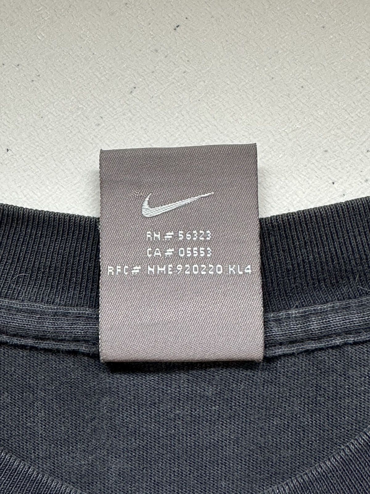 Nike × Vintage Vintage Y2k Nike Air Big Swoosh Logo Tee Size US M / EU 48-50 / 2 - 7 Thumbnail