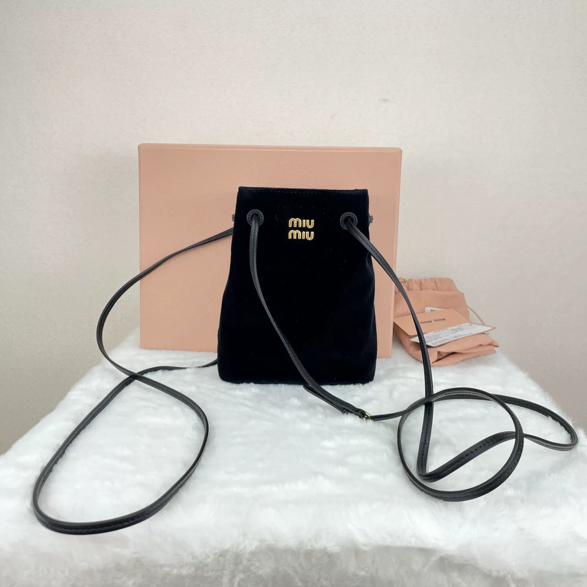 Miu Miu Pre-loved Bag Very good condition Size ONE SIZE - 1 Thumbnail