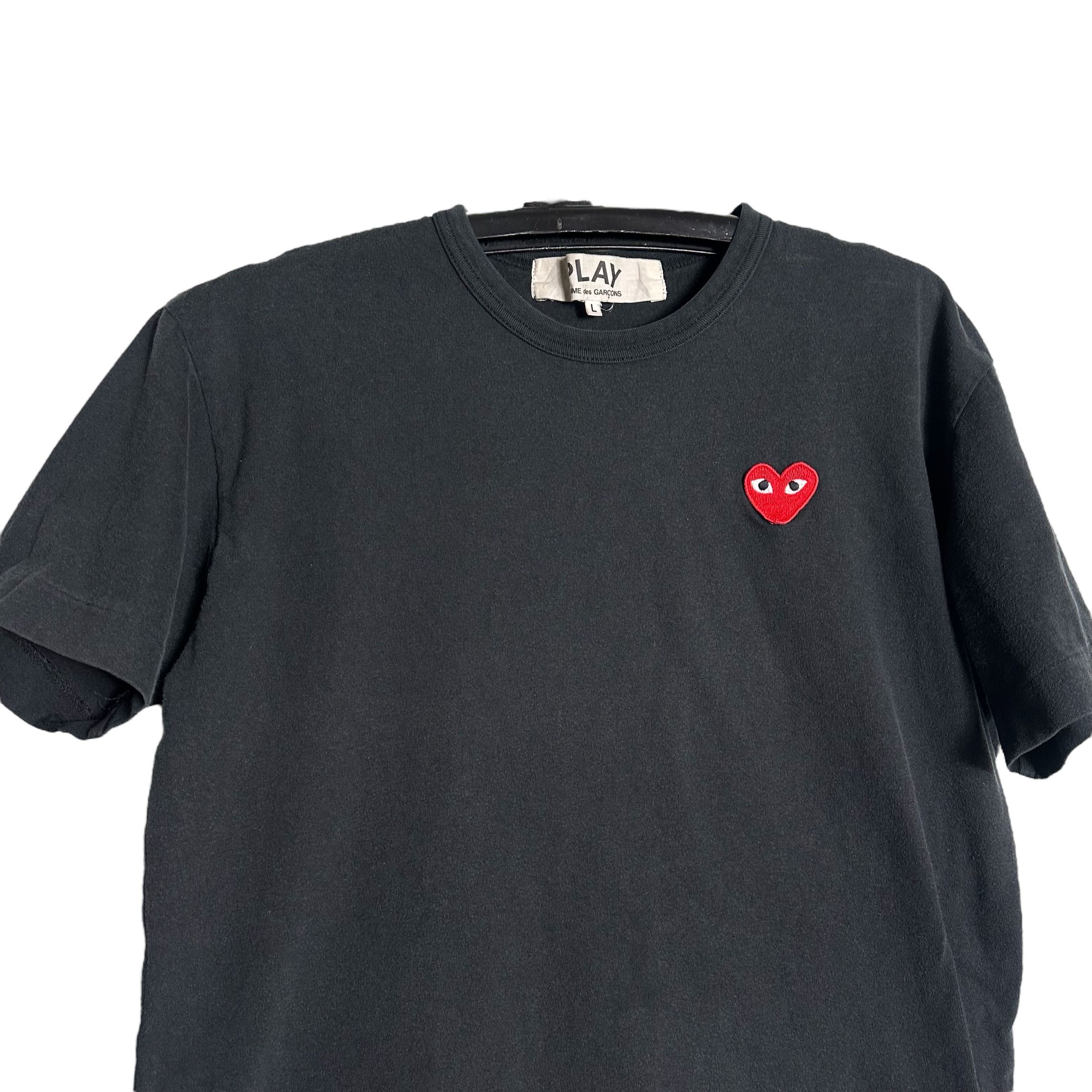 Comme des Garcons PLAY 🔥RARE🔥Vintage Comme Des Garcons Play T-shirt Single Stich Size US L / EU 52-54 / 3 - 2 Thumbnail