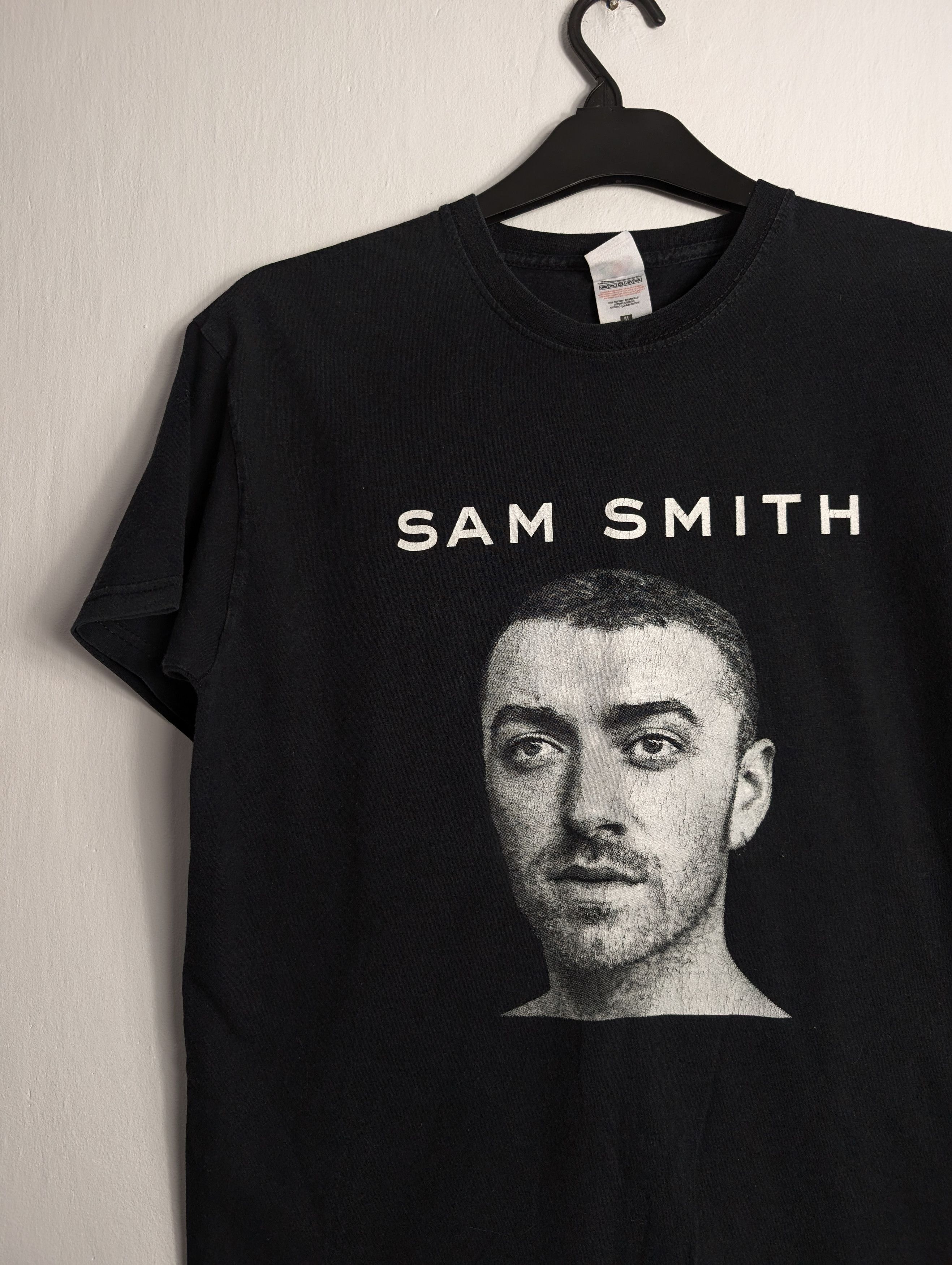 Band Tees Sam Smith 2018 Tour Europe Concert Merch Size US M / EU 48-50 / 2 - 4 Thumbnail