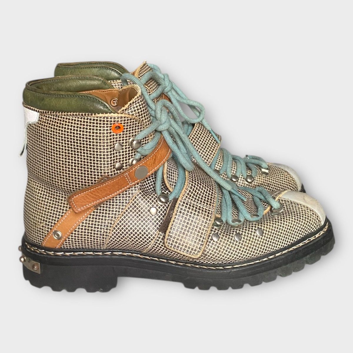 Undercover SS10 Less But Better Hiking Boots Size US 9 / EU 42 - 1 Thumbnail