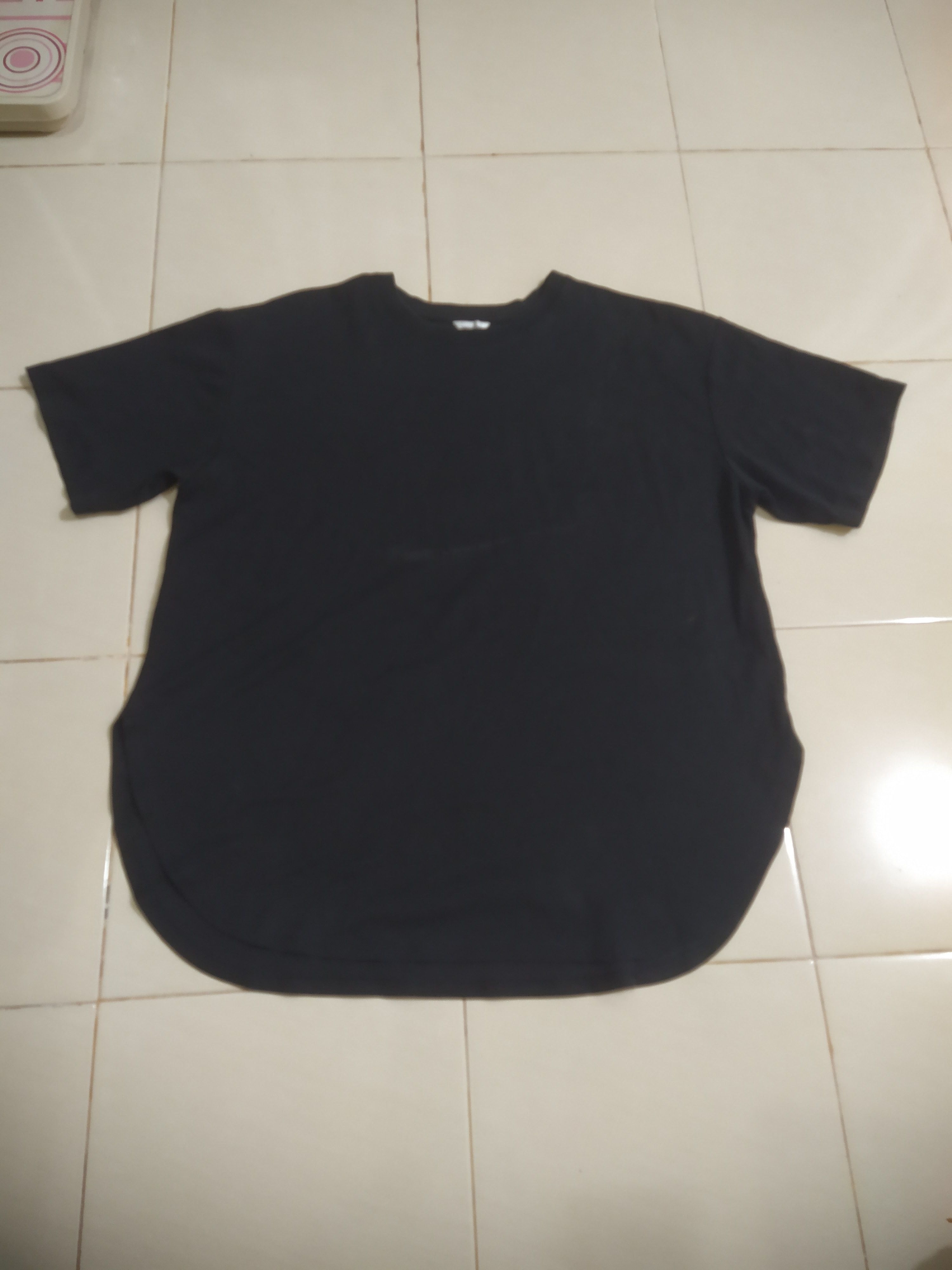 Japanese Brand American Holic Curved Hem Oversized Tee Shirt Size US L / EU 52-54 / 3 - 7 Thumbnail