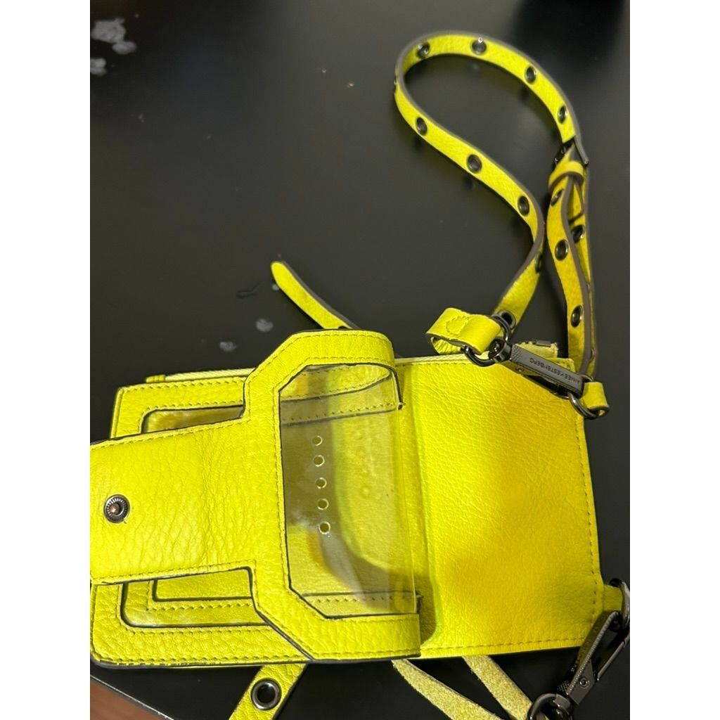 Other Aimee Kestenberg Leather Phone Crossbody Bag Neon Yellow Tr Size ONE SIZE - 9 Thumbnail