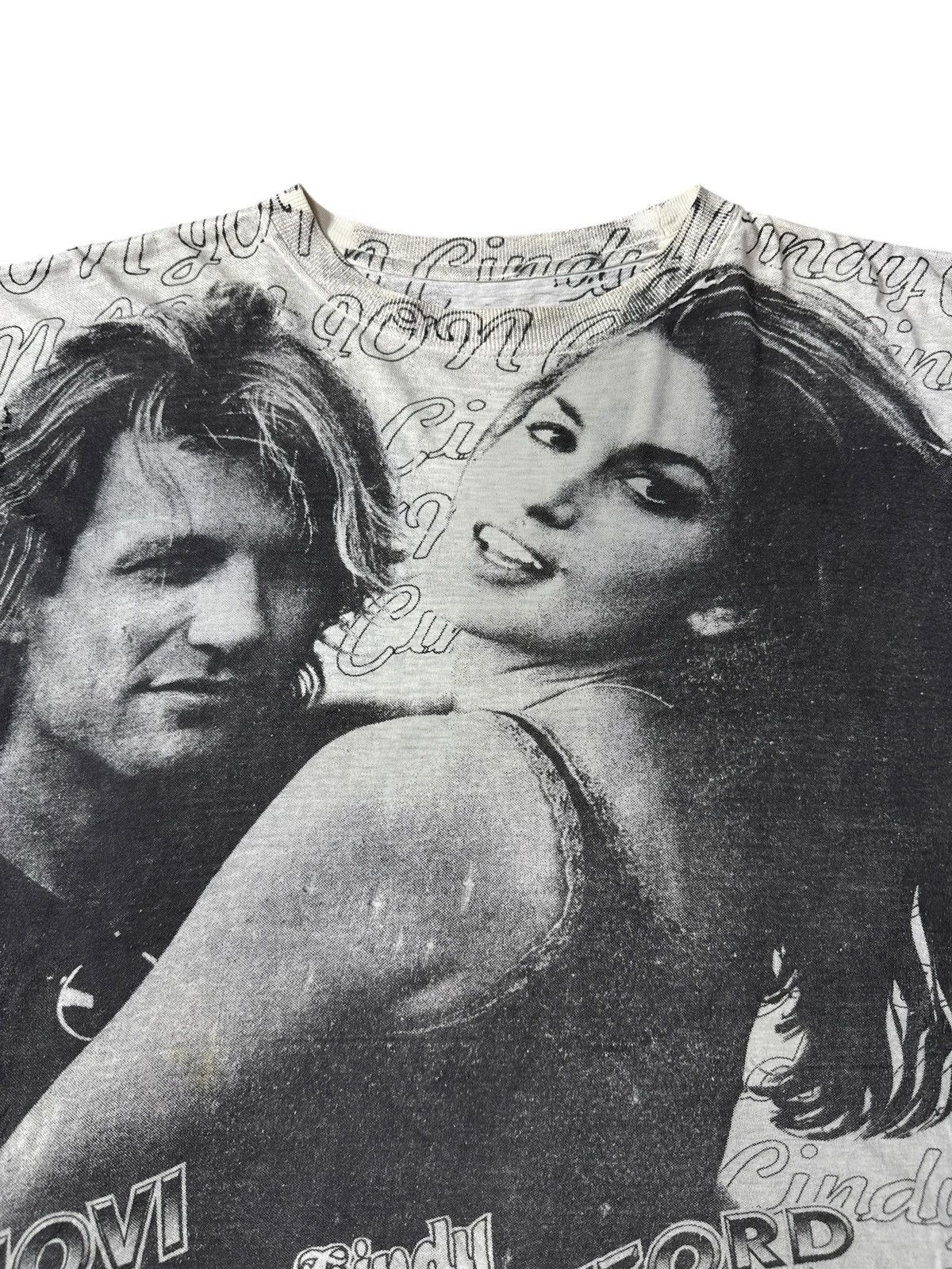 Band Tees × Folk × Vintage *RARE* BON JOVI X CINDY CRAWFORD AOP VINTAGE 90s MUSIC Size US XL / EU 56 / 4 - 6 Thumbnail