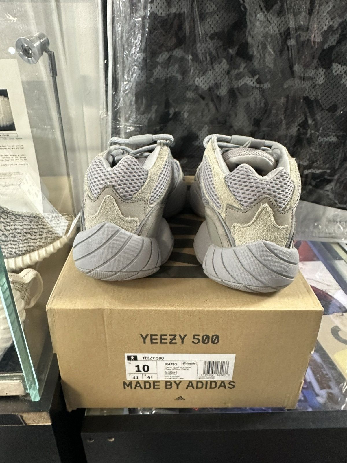 Yeezy Yeezy 500 ‘Stone Salt’ Size US 10 / EU 43 - 4 Thumbnail