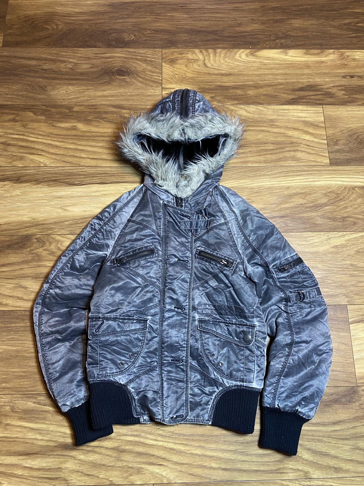 Japanese Brand Jacket Alaska Faux Fur Jacket Fishbone Japanese Style Size US XS / EU 42 / 0 - 4 Thumbnail