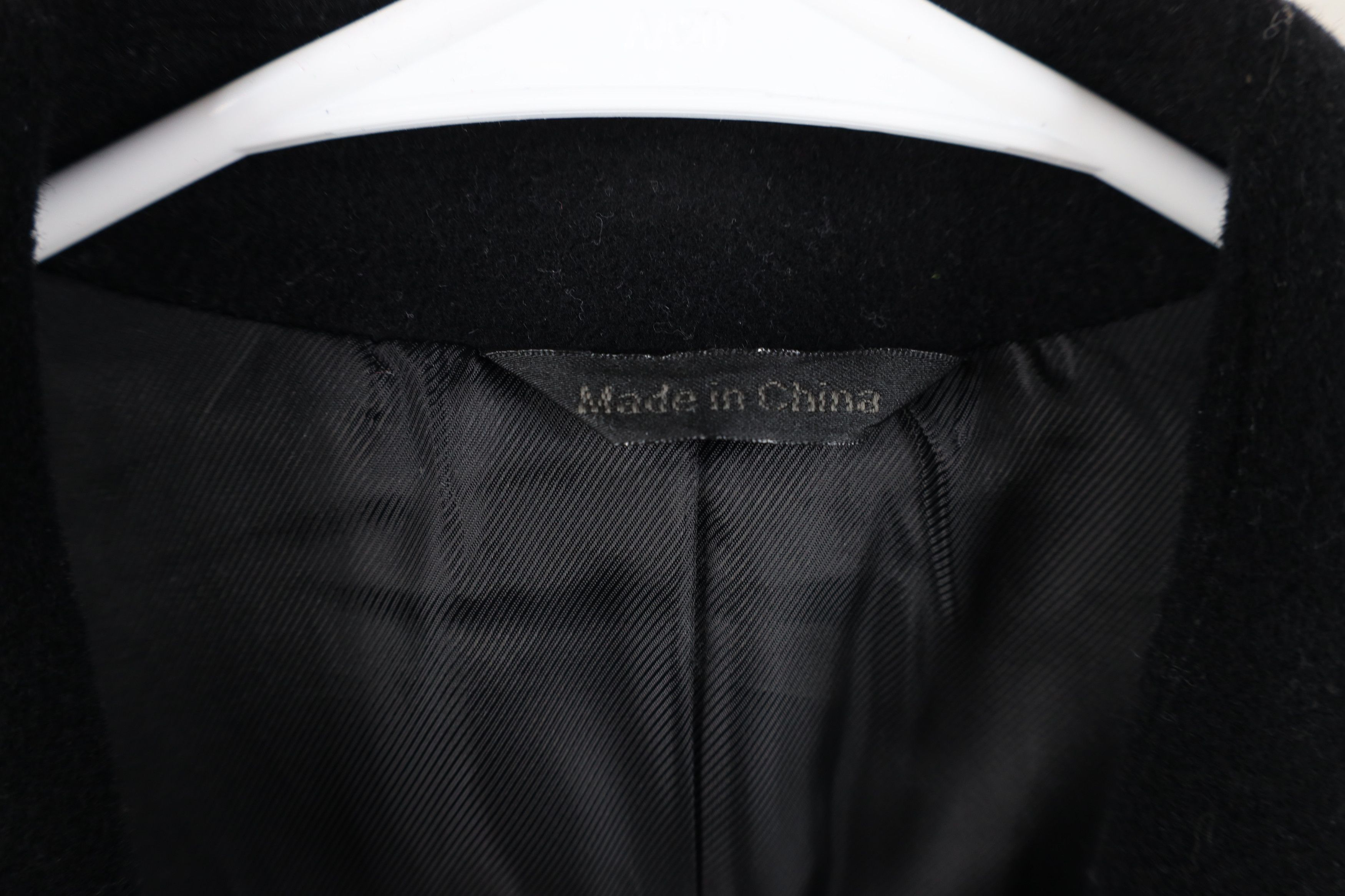 Ralph Lauren Vintage Ralph Lauren Full Button Overcoat Jacket Black Size US L / EU 52-54 / 3 - 9 Thumbnail
