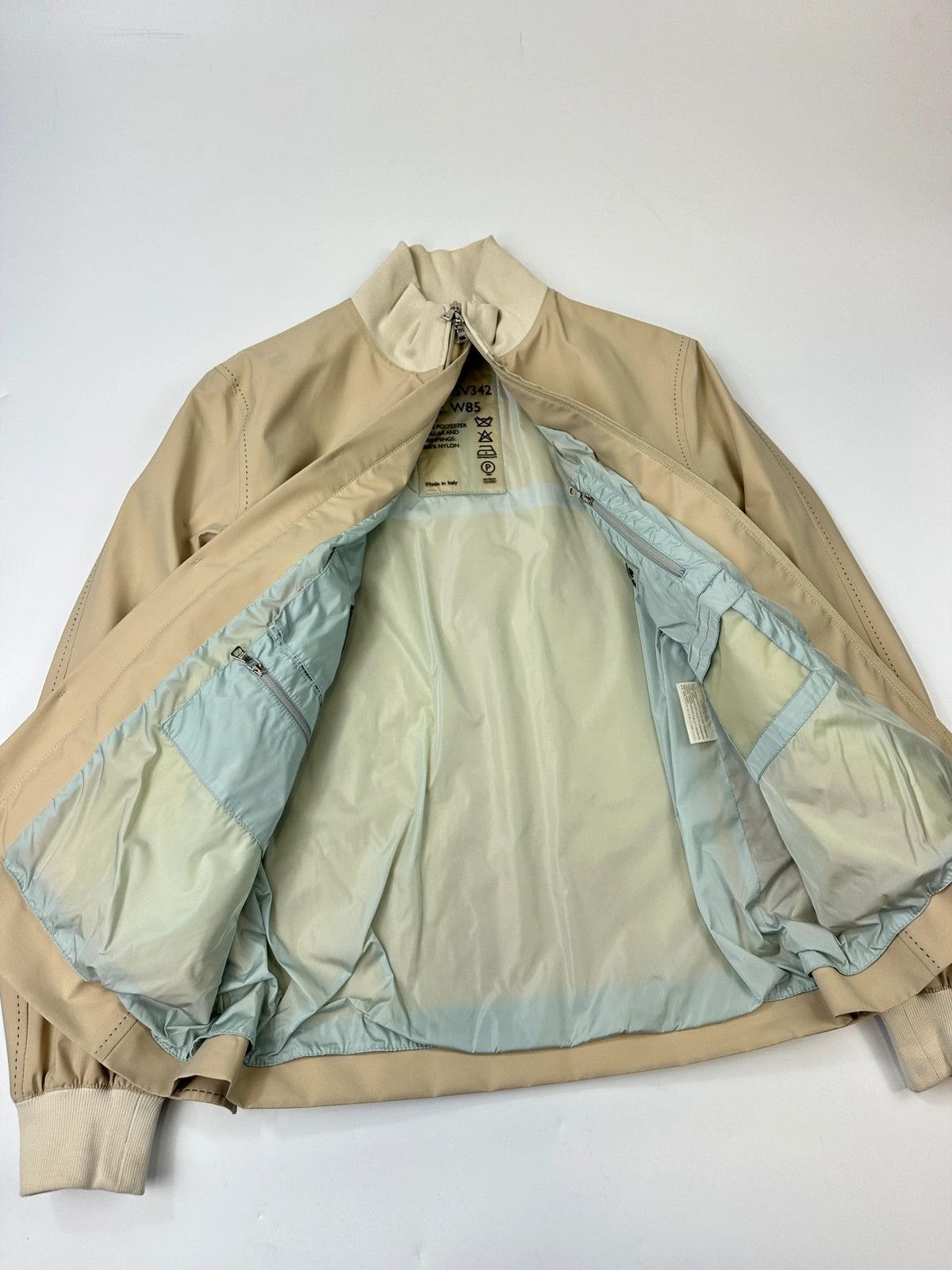 Prada Prada Sport FW2000 Beige Gore-Tex Nylon Jacket Size US M / EU 48-50 / 2 - 7 Thumbnail