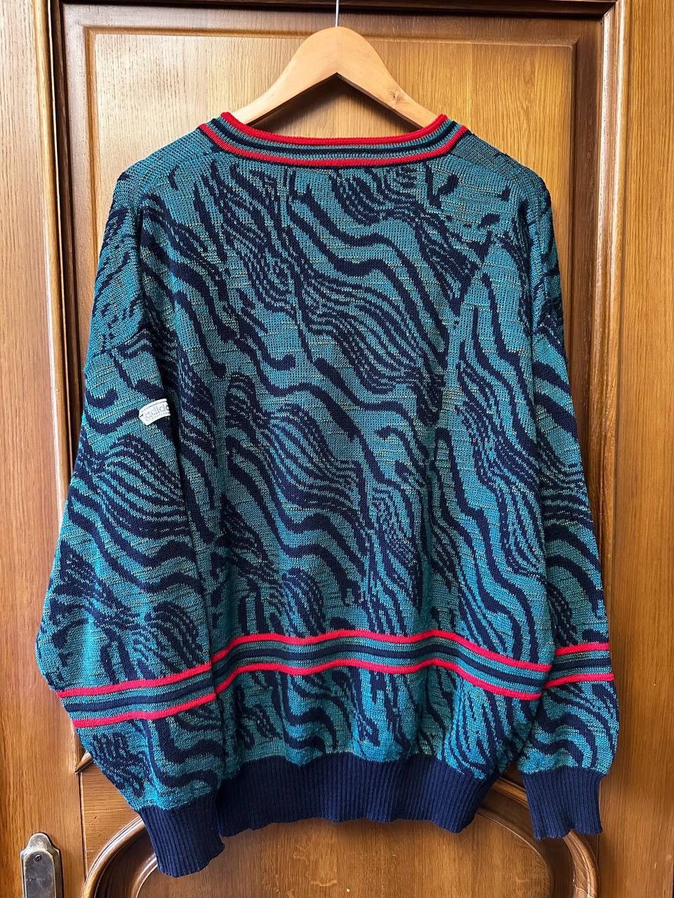 Adidas RARE Adidas Zebra Print Sweater V Neck Size US L / EU 52-54 / 3 - 3 Thumbnail
