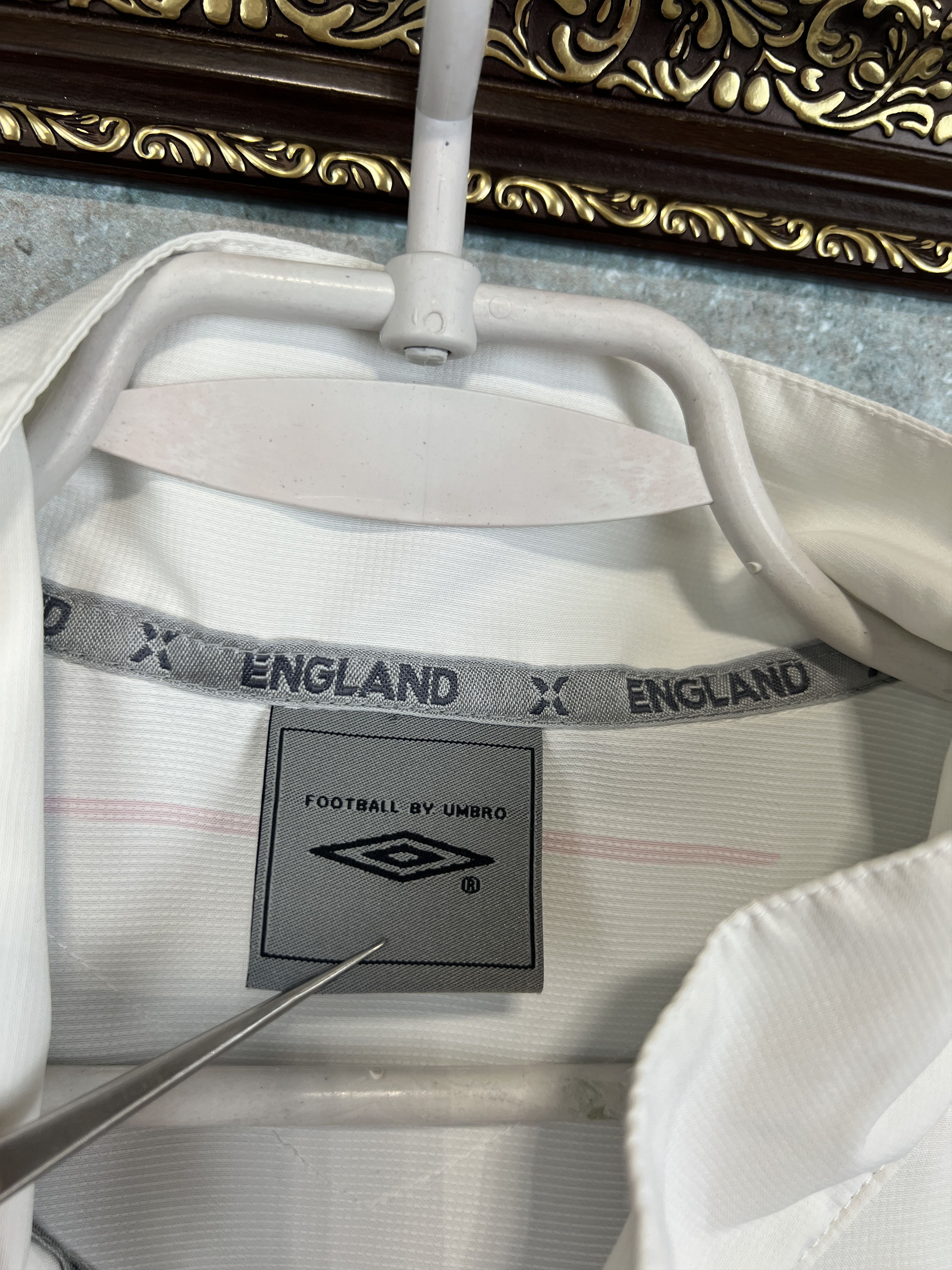 Umbro England Football Train Track Top Jacket National Team Rare Size US L / EU 52-54 / 3 - 9 Thumbnail