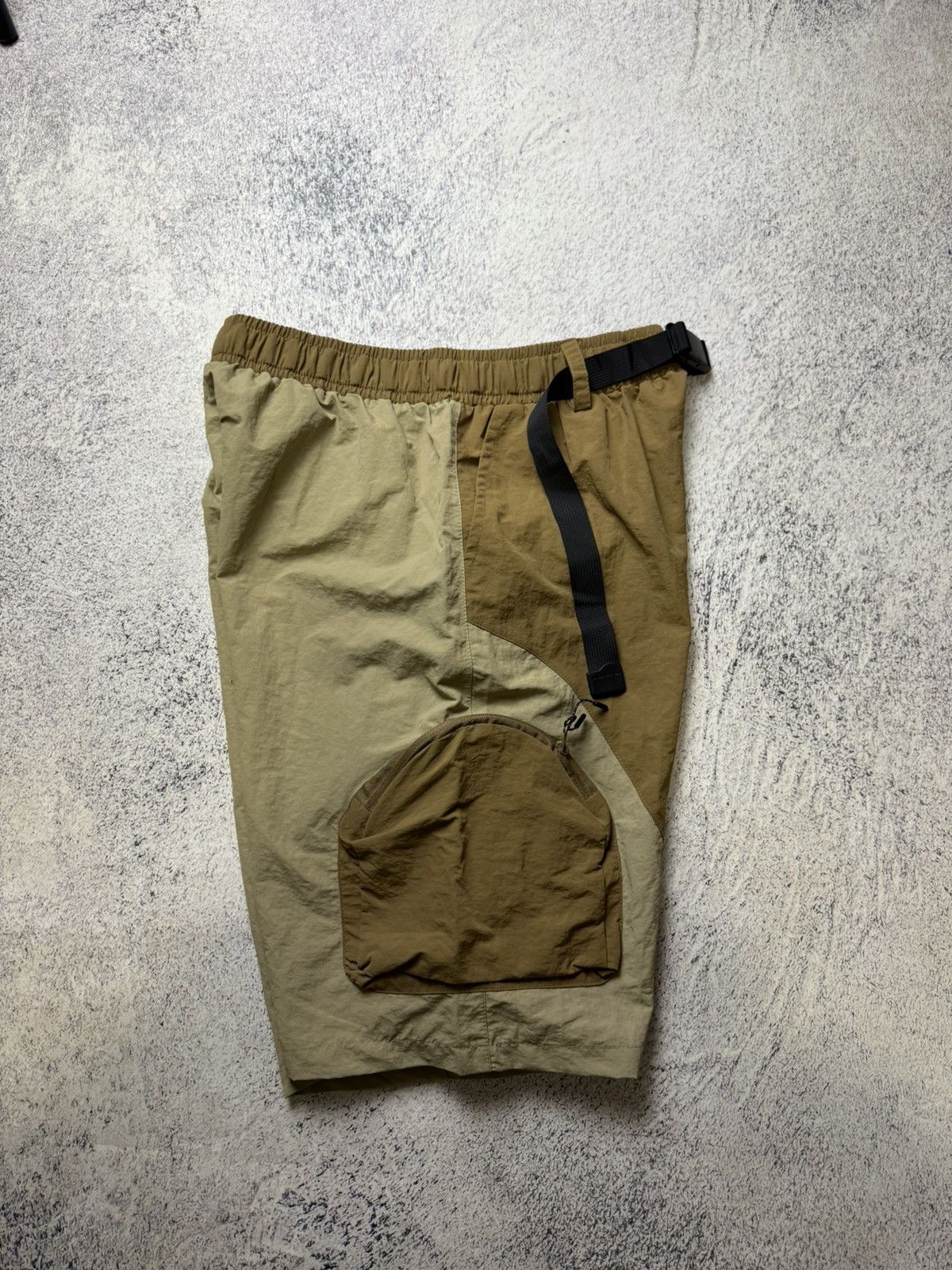 Vintage Mens Cargo Shorts Size US 36 / EU 52 - 14 Thumbnail
