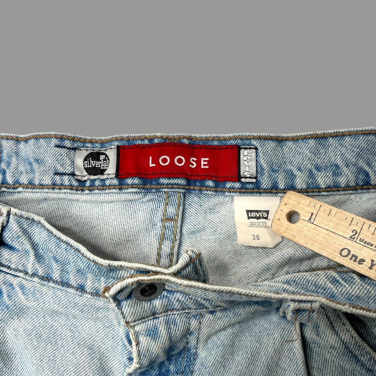 Levi's × Vintage Vintage 90s Levi’s silver tab baggy shorts Size US 34 / EU 50 - 5 Thumbnail