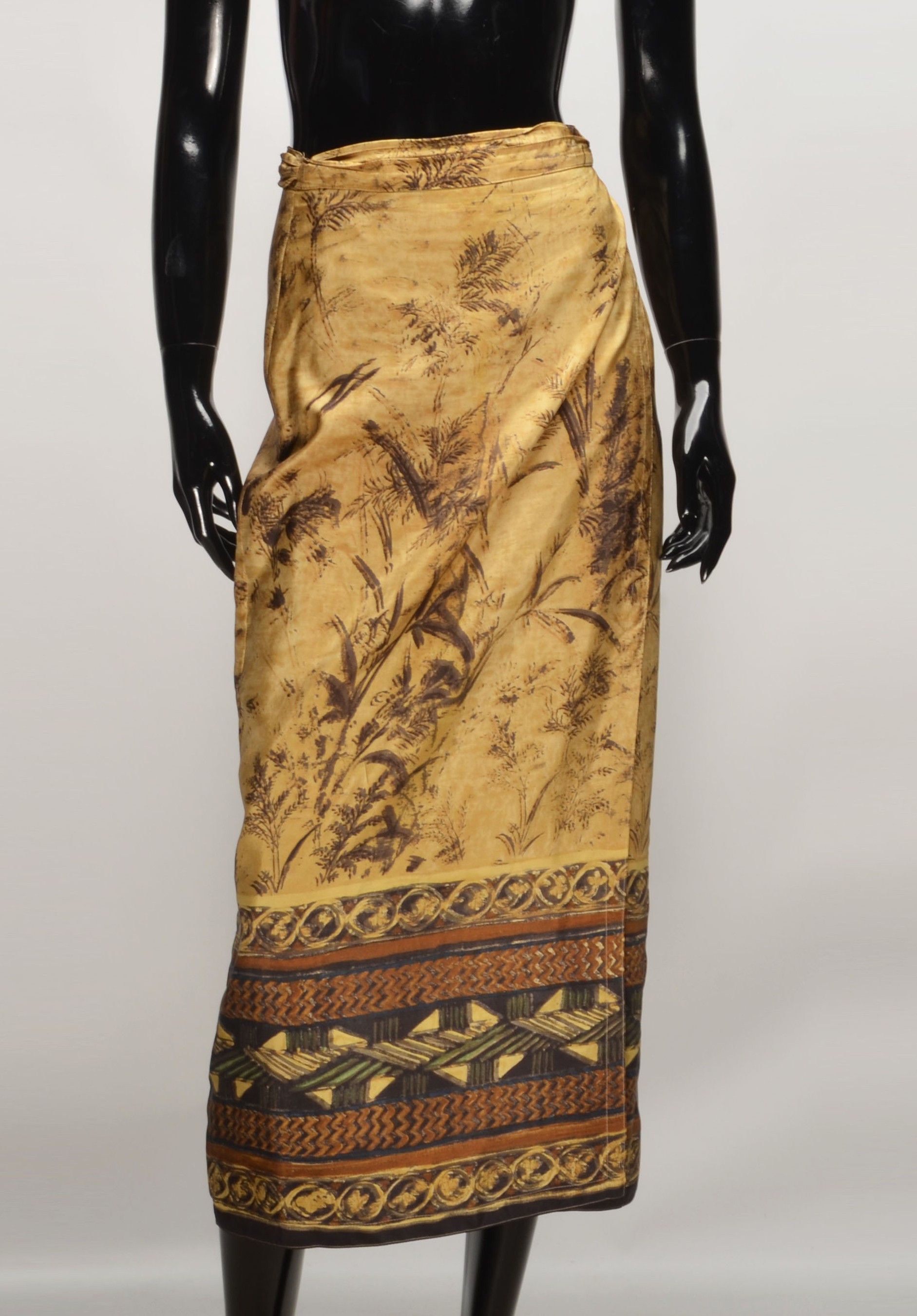 Max Mara Vintage Max Mara Wrap Midi Sarong Style Printed Silk Skirt Size 28" / US 6 / IT 42 - 1 Thumbnail