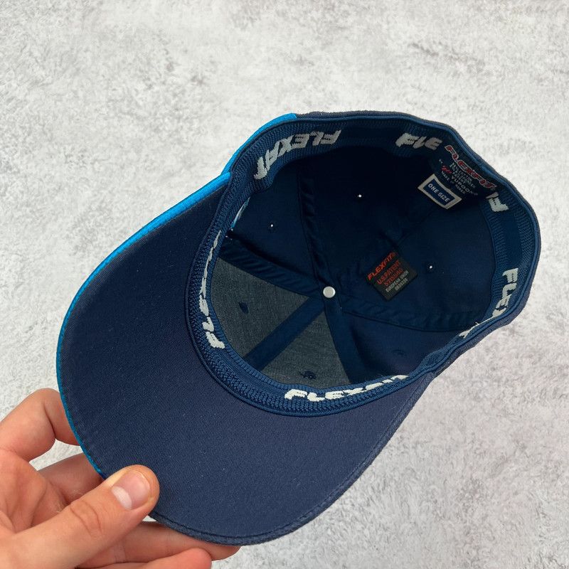 Other Flexfit Y2K blue flame vintage cap with a visor Size ONE SIZE - 5 Thumbnail