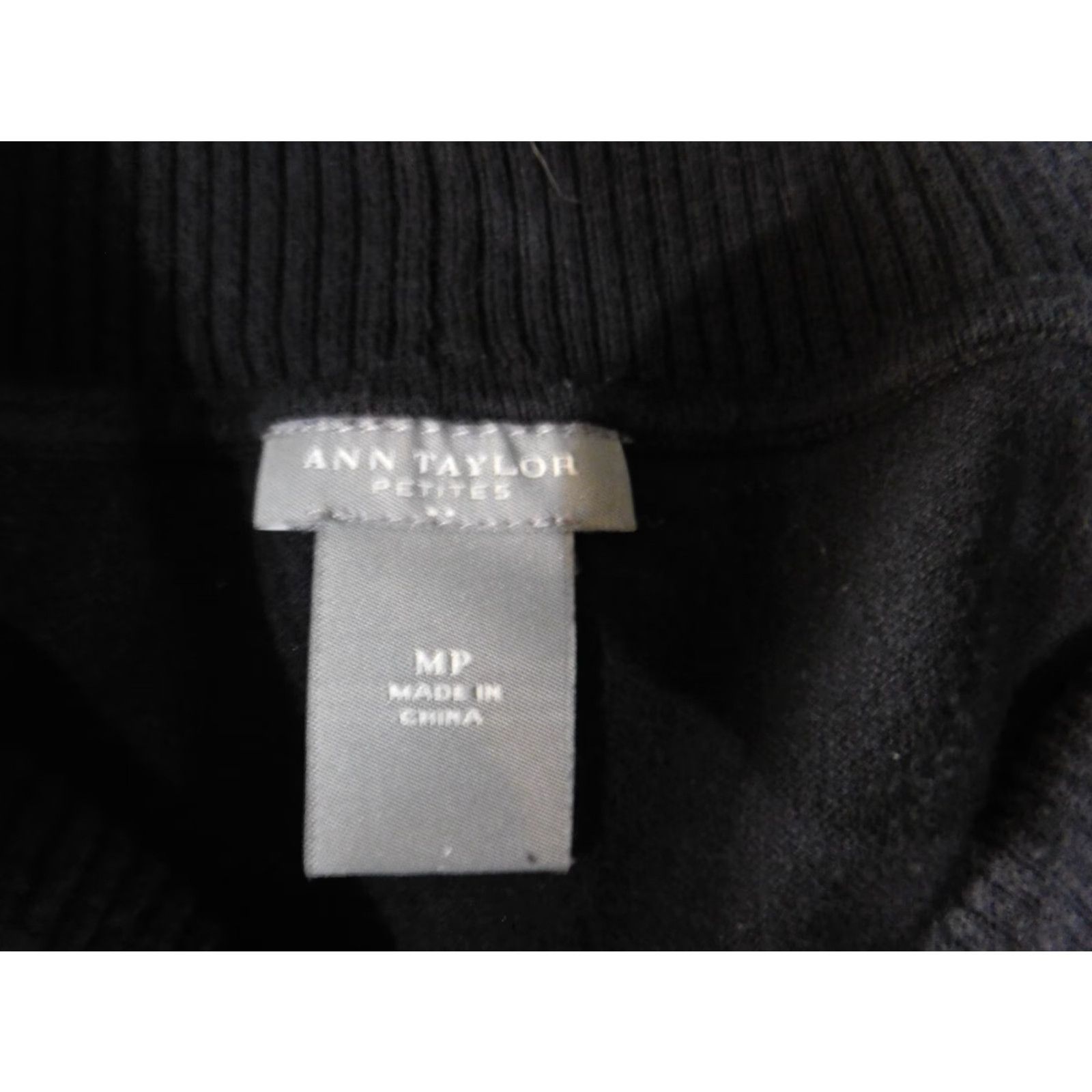Ann Taylor Ann Taylor Sweater Pullover Knit V-Neck 1/4 Zip Black Petite Womens Short Sleeve Cotton Nylon Med Petite Size M / US 6-8 / IT 42-44 - 5 Thumbnail