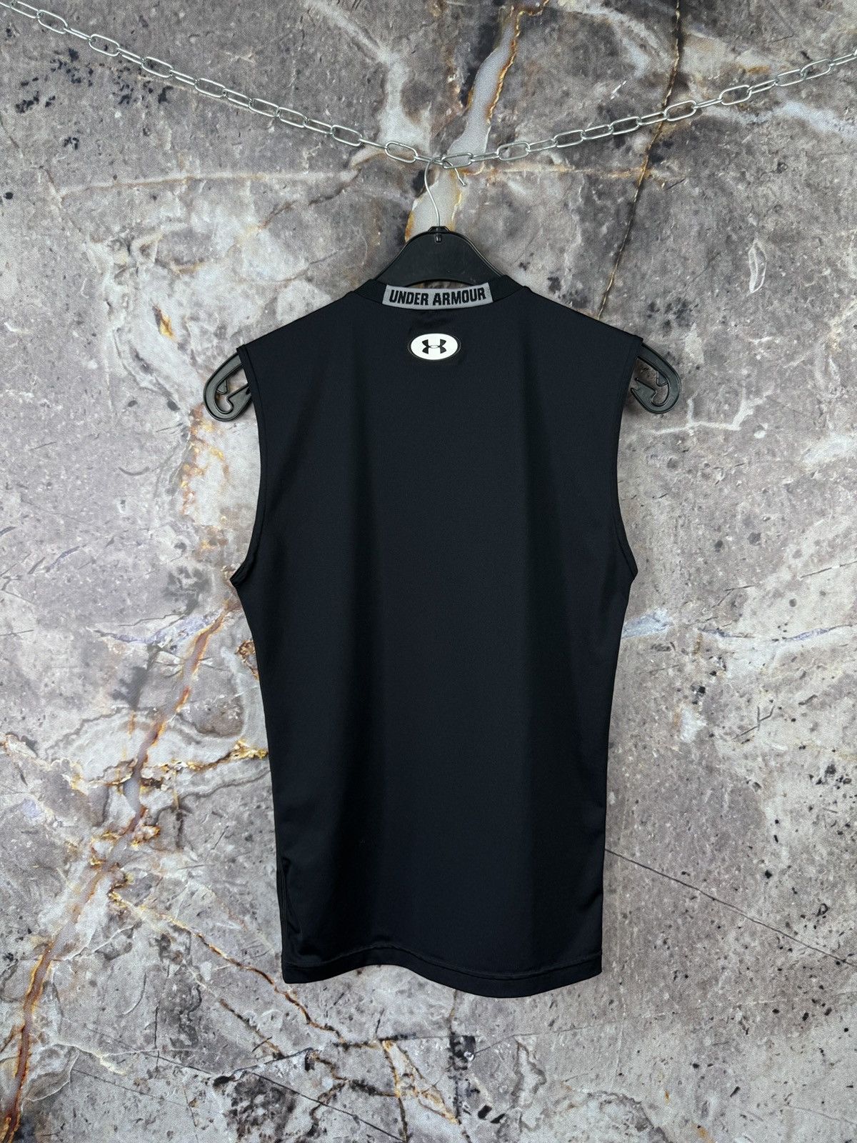 Under Armour Men's Under Armour Thermal T-Shirt Without Sleeves Size L Size US L / EU 52-54 / 3 - 10 Thumbnail