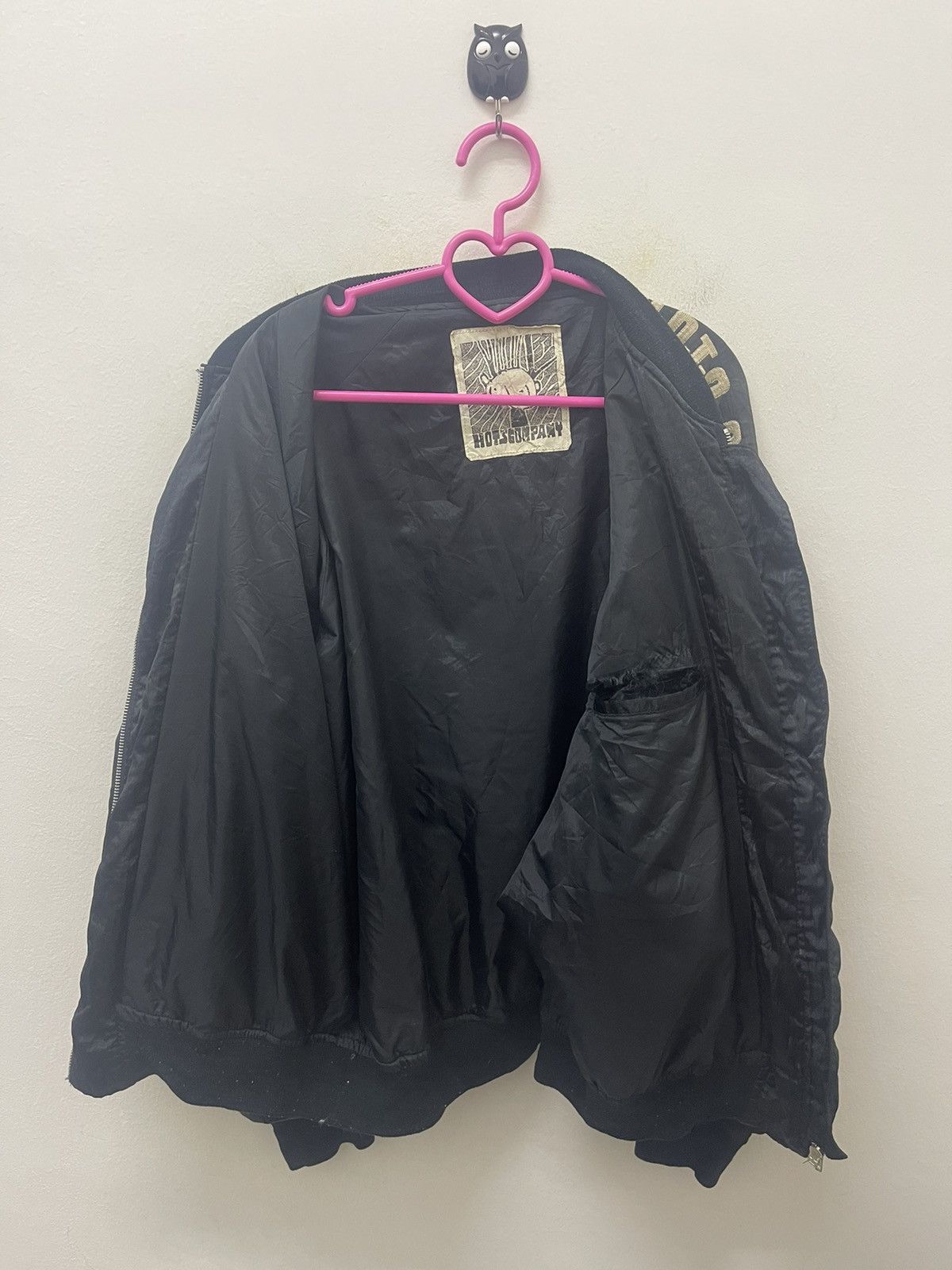 Japanese Brand Rare Vintage HOTS COMPANY Spell Out Embroidered Bomber Size US L / EU 52-54 / 3 - 8 Thumbnail