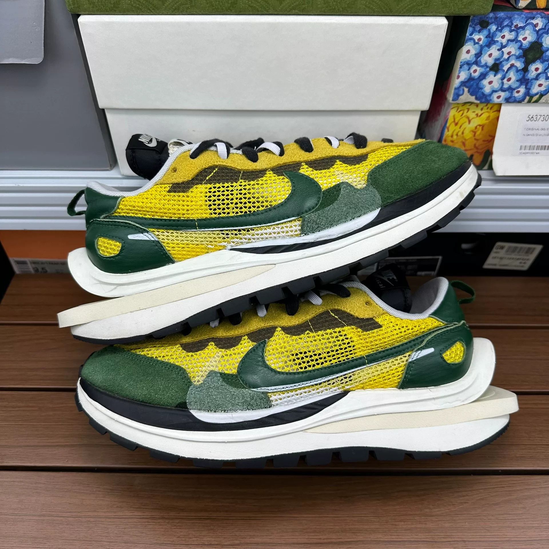 Sacai Sacai Collab Yellow Lowtop Sneakers 12 Men Size US 12 / EU 45 - 1 Thumbnail