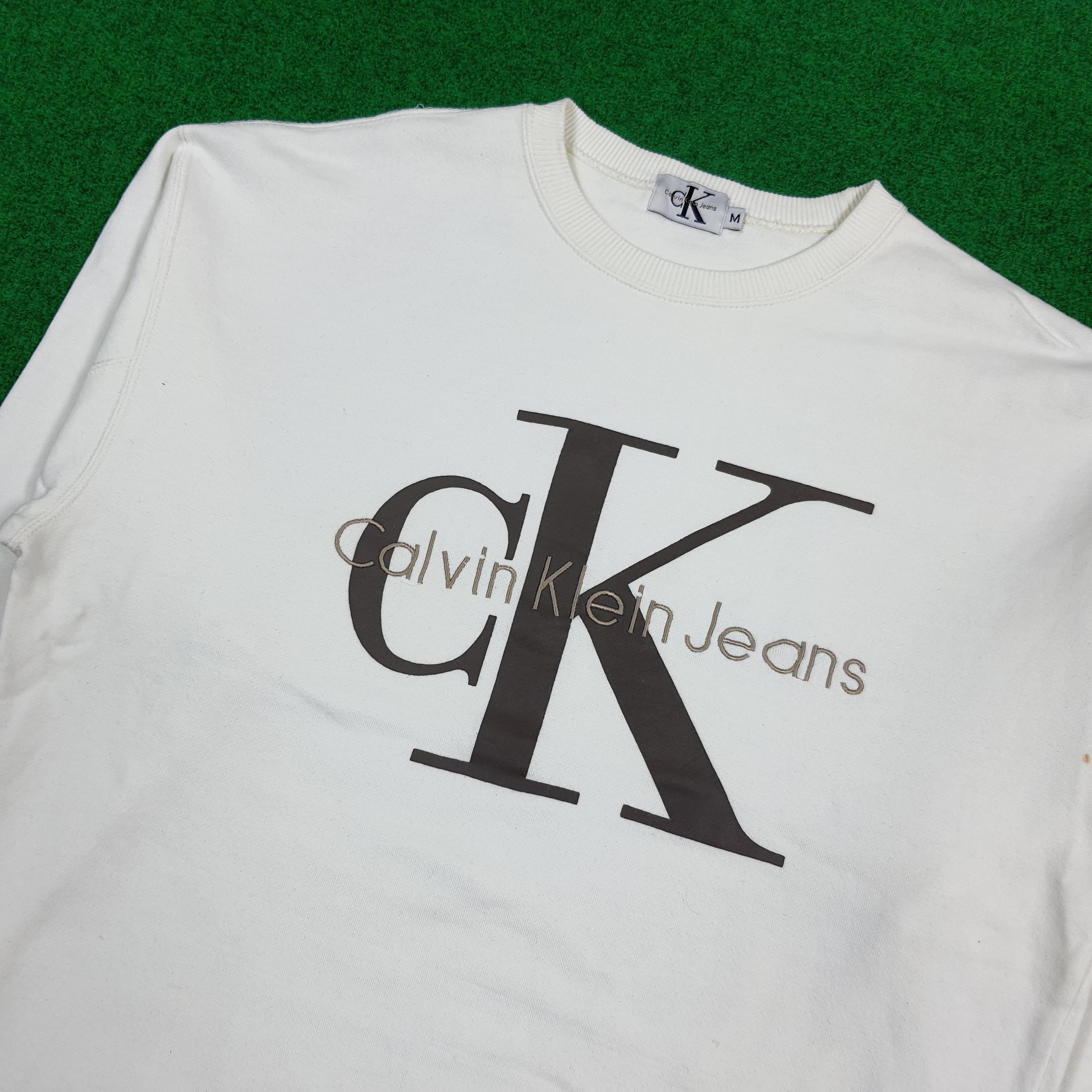Calvin Klein Vintage Calvin Klein Jeans White Pullover C295N5 Size US M / EU 48-50 / 2 - 2 Thumbnail