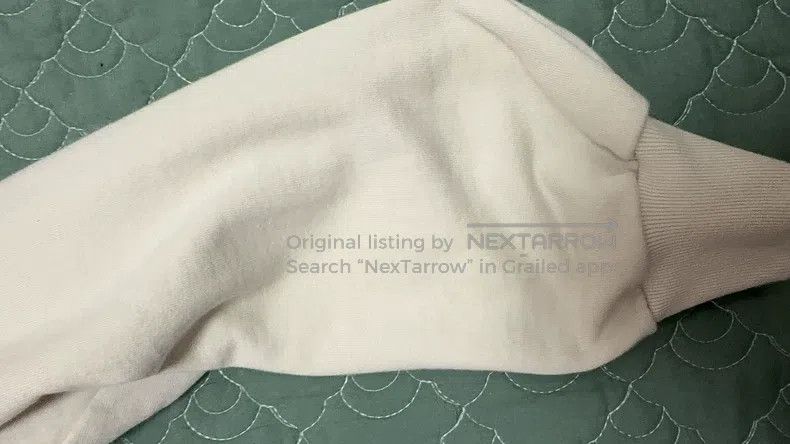 Balenciaga Balenciaga Letter Print Cracked Frayed Long Sleeve Hoodie Size US M / EU 48-50 / 2 - 7 Thumbnail