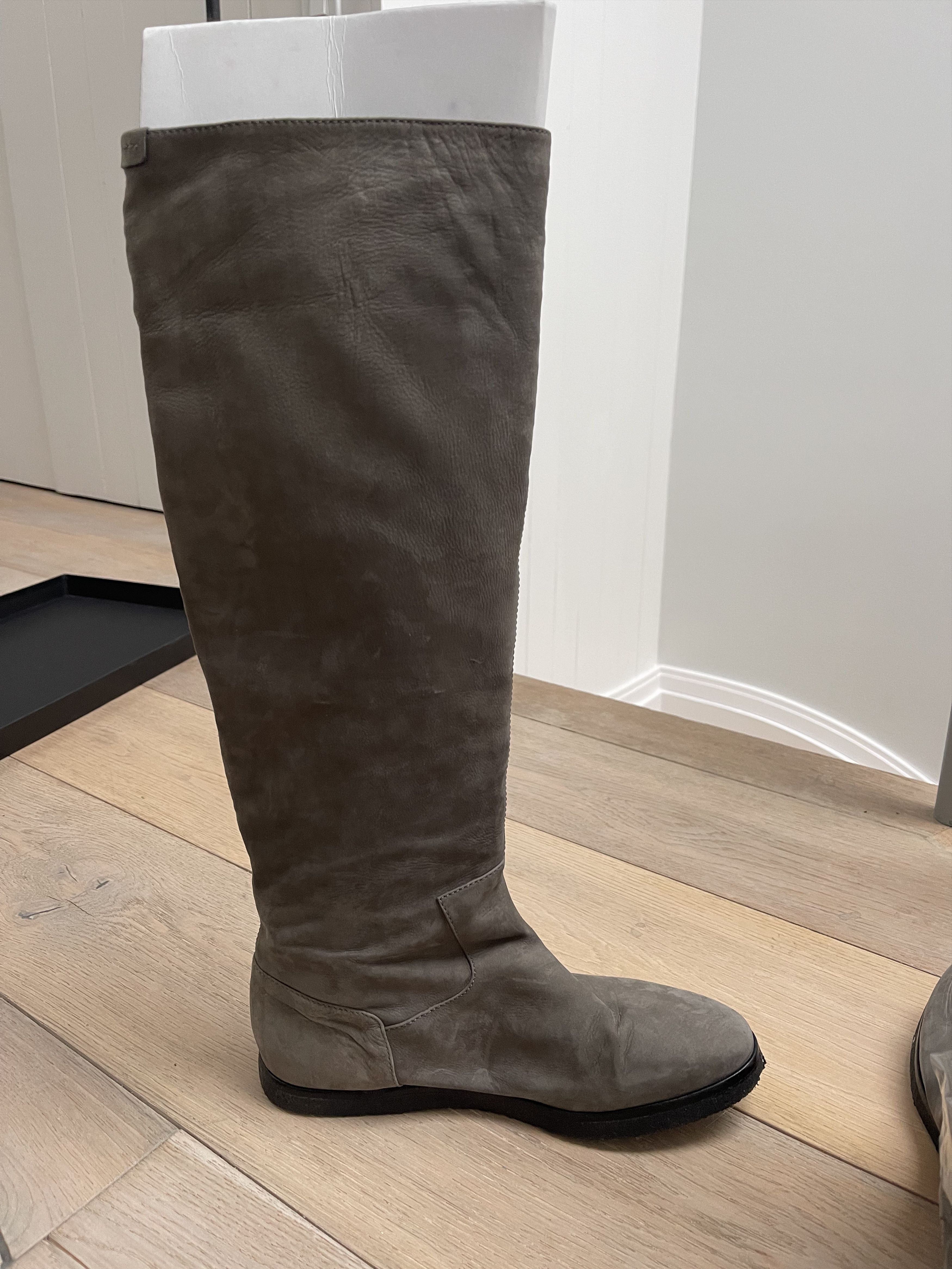 Donna Karan Vintage Donna Karan Boots Size US 8 / IT 38 - 8 Thumbnail