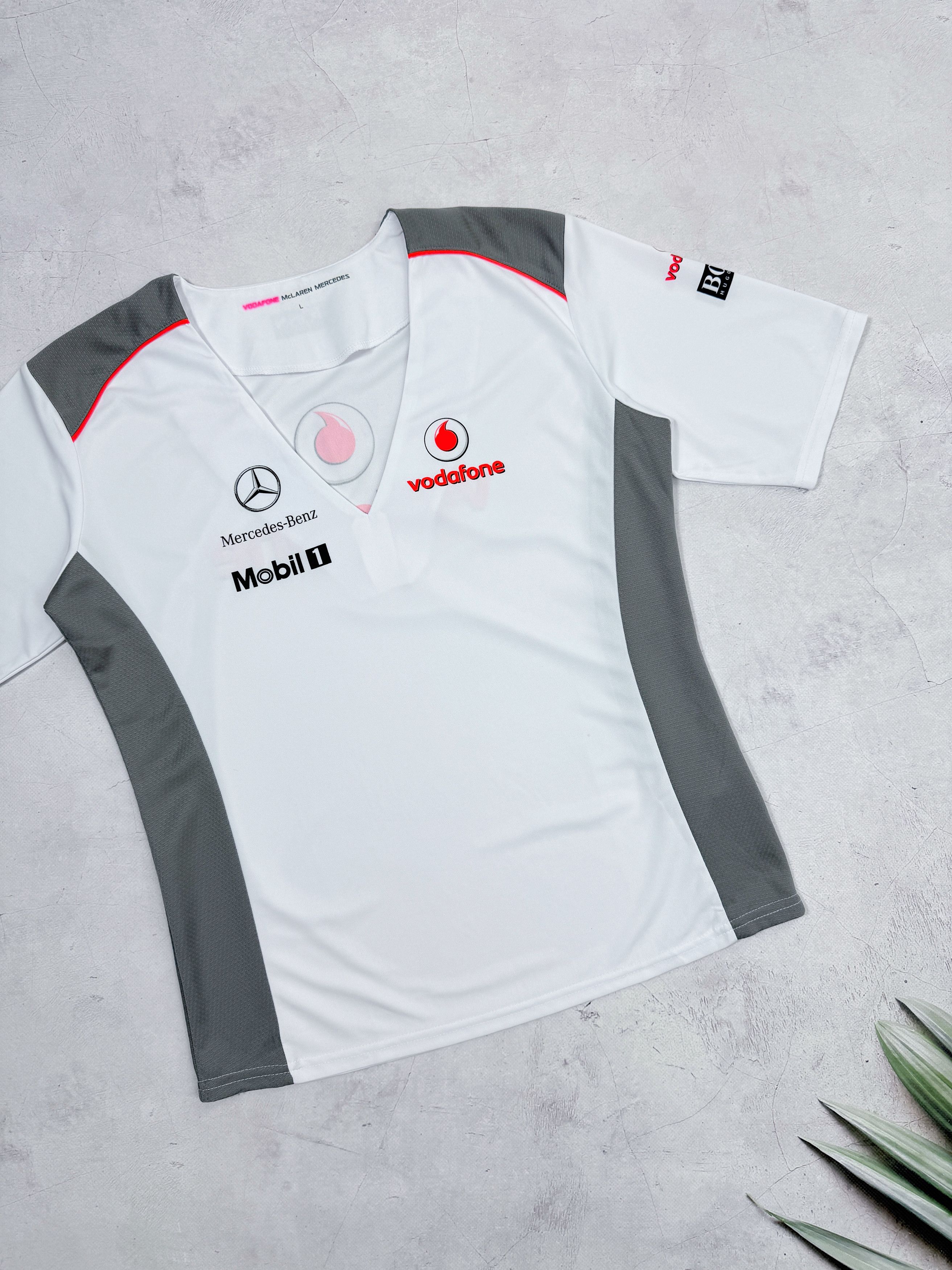 Formula 1 × Mercedes-Benz McLaren Mercedes F1 Team T-Shirt Vodafone Pirelli Boss Size L / US 10 / IT 46 - 6 Thumbnail
