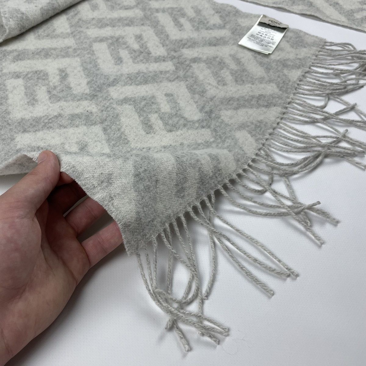 Fendi Fendi Monogram Cashmere Scarf Size ONE SIZE - 7 Thumbnail