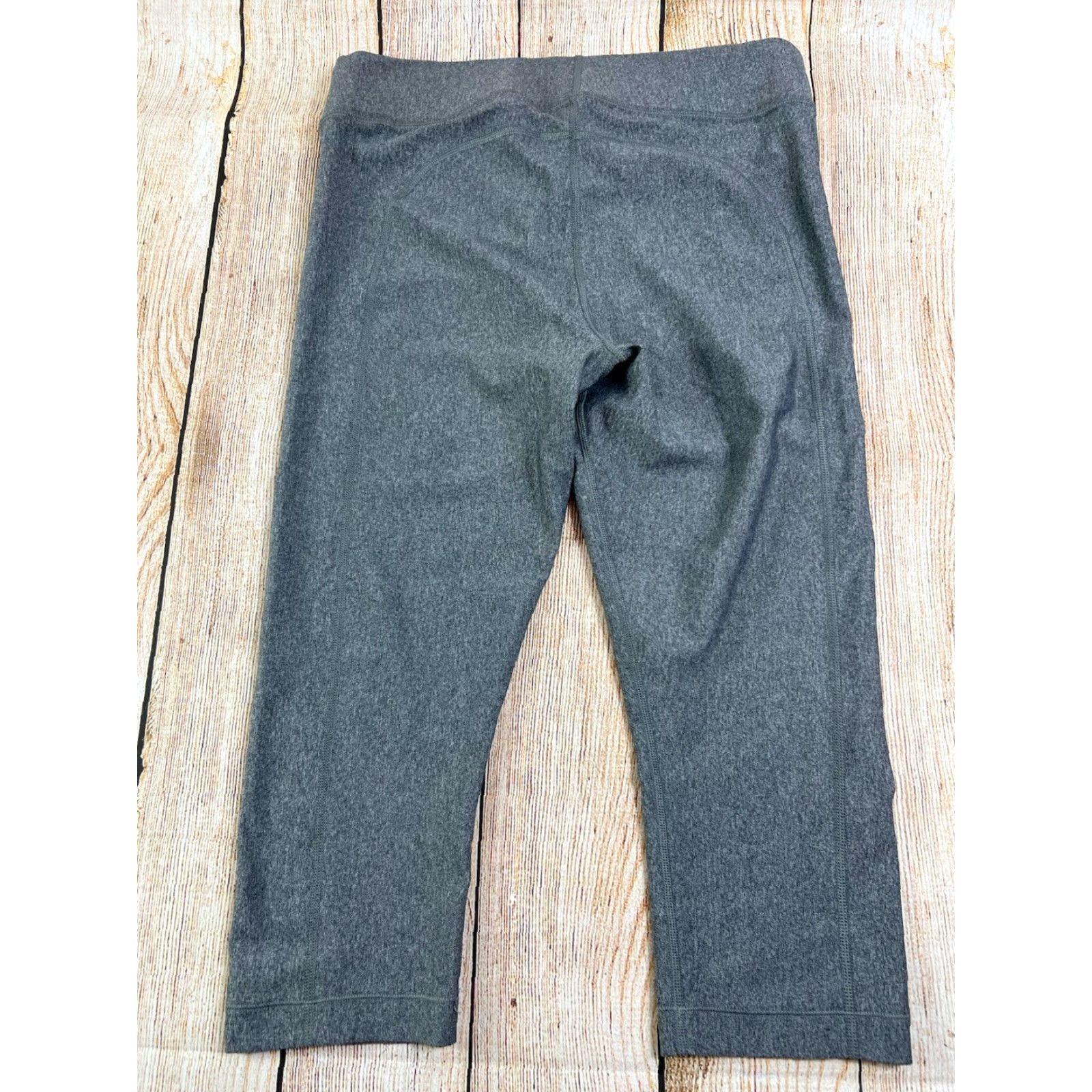 Under Armour Under Armour HeatGear Capris Pants Women L Charcoal Grey Compression Elastic Waist Skinny Size 36" / US 14 / IT 50 - 4 Thumbnail