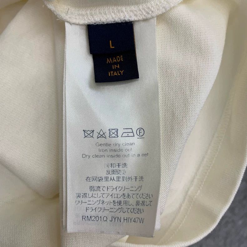 Louis Vuitton Louis Vuitton White manual bottom short sleeve Size US L / EU 52-54 / 3 - 8 Thumbnail