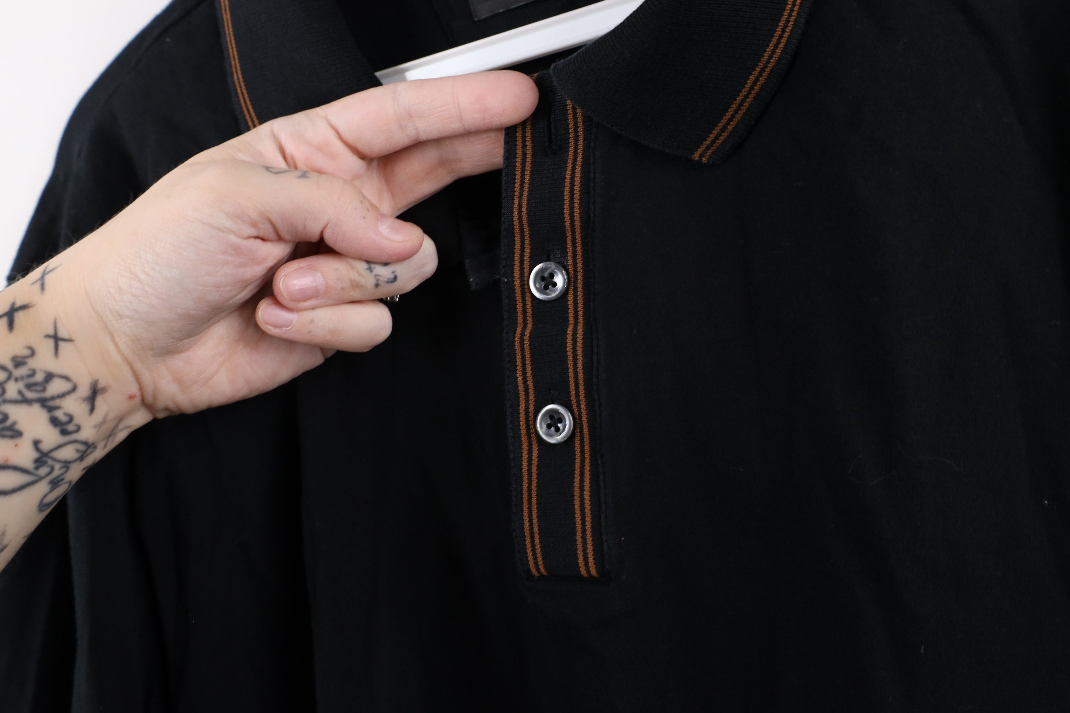Hugo Boss × Vintage Hugo Boss Italian Yarn Collared Long Sleeve Polo Black Size US XL / EU 56 / 4 - 5 Thumbnail