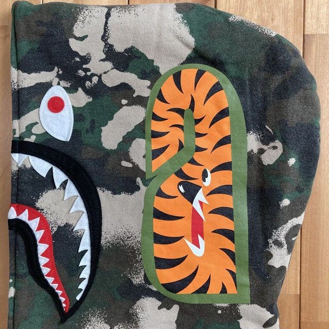 Bape BAPE MAP CAMO Shark Full Zip Hoodie a bathing ape Size US L / EU 52-54 / 3 - 5 Thumbnail