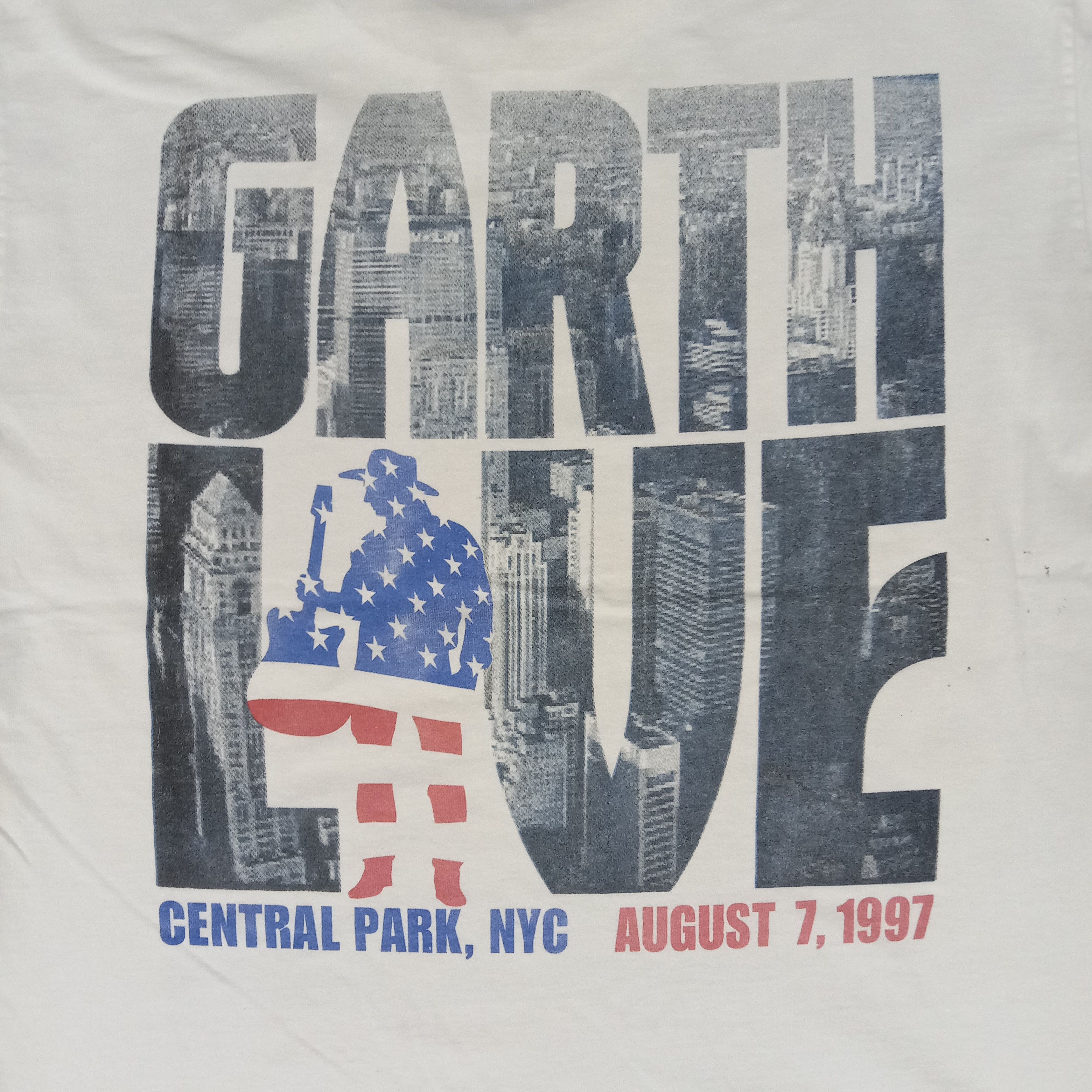 Band Tees × Vintage Vintage 90's Garth Brook Live Nyc '97 Solo Singer Tshirt Size US XL / EU 56 / 4 - 8 Thumbnail