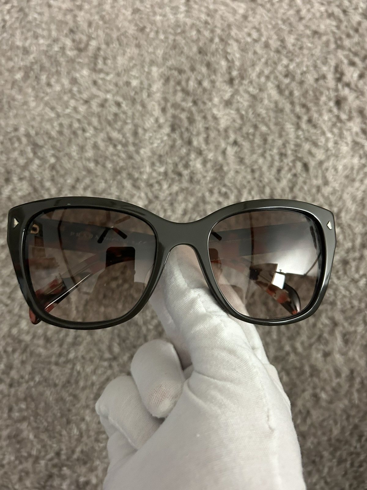 Prada Prada SPR 09S Logo Sunglasses Size ONE SIZE - 4 Thumbnail