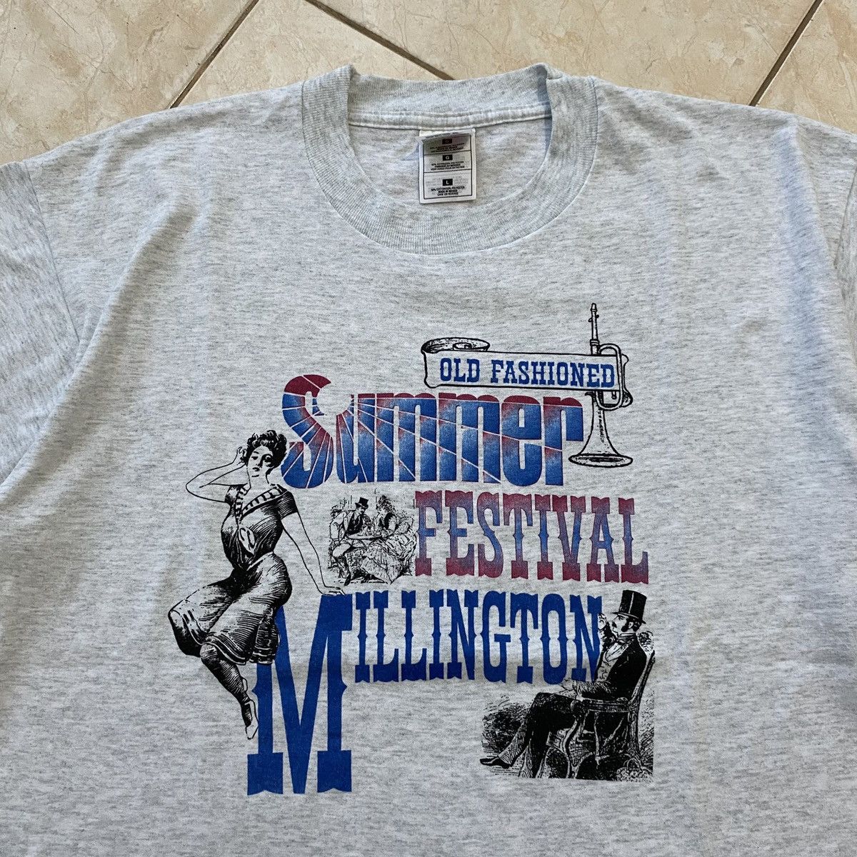 Fruit Of The Loom Vintage Art Tee Summer Festival Millington Size US L / EU 52-54 / 3 - 3 Thumbnail