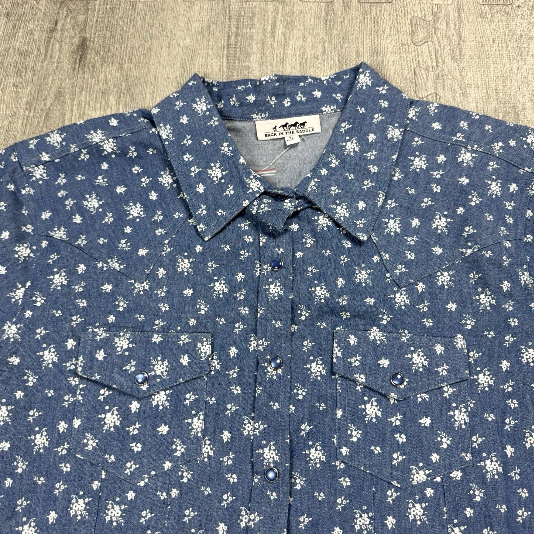Vintage VINTAGE Back In The Saddle Women's XL Cowboy Style Short Sleeve Button-Up Shirt Floral Print Cotton Blue Size XL / US 12-14 / IT 48-50 - 2 Thumbnail