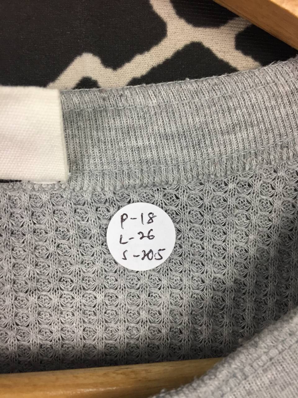 Vintage Vtg Hanes Waffle Knit Thermal Long Sleeve Henley Tee Size US S / EU 44-46 / 1 - 9 Thumbnail