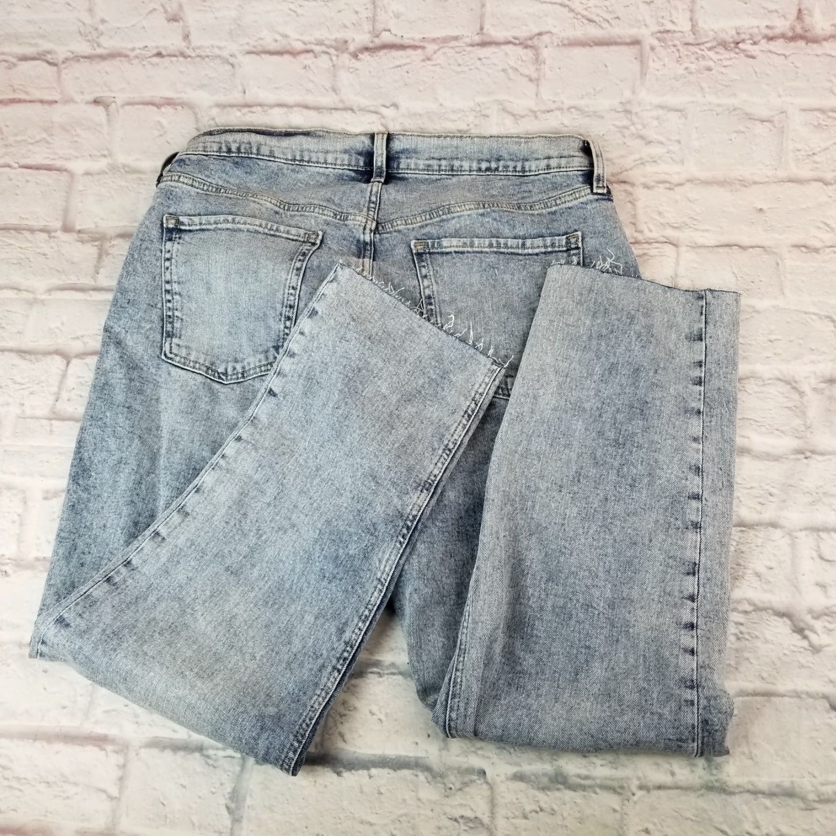 Old Navy Old Navy Jeans Buttonfly High Rise Size 16 Secret Slim Pockets Raw Hem Womens Size 38" / US 16 / IT 52 - 2 Thumbnail